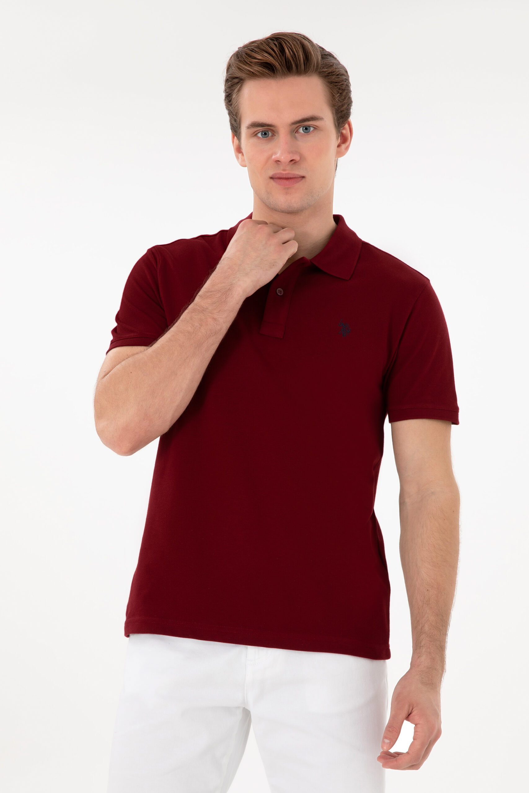 تی شرت یقه پیراهنی آلبالویی  اندامی آستین کوتاه مردانه یو اس پولو | US POLO ASSN