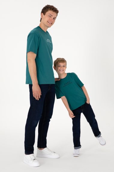 تی شرت بیسیک یقه گرد  سبز تیره  ریلکس  پسرانه یو اس پولو | US POLO ASSN