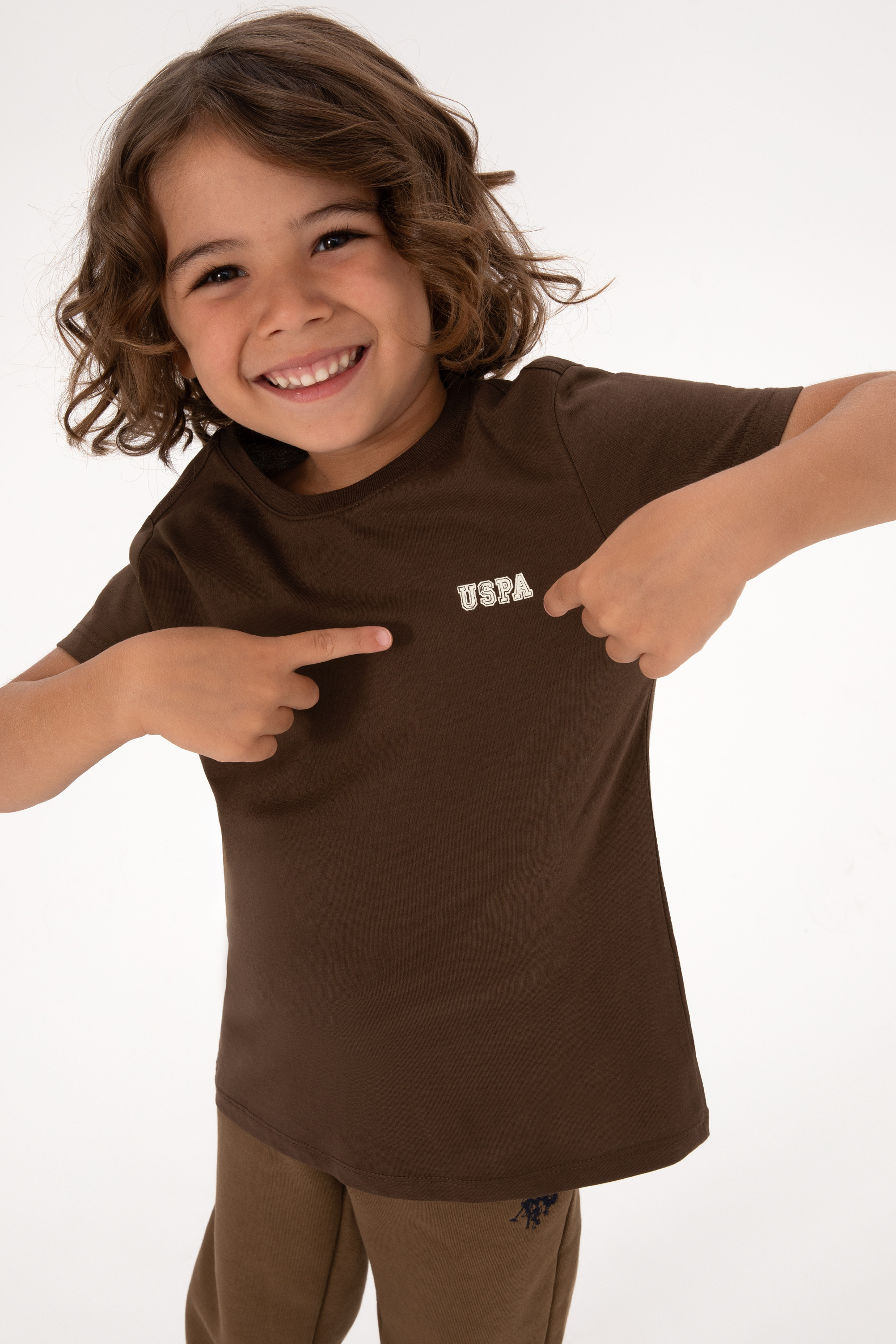 تی شرت یقه گرد قهوه ای رگولار پسرانه یو اس پولو | US POLO ASSN