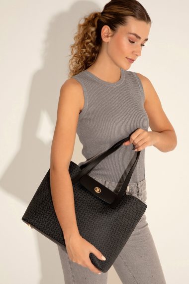 کیف رودوشی  سیاه  استاندارد فیت  زنانه یو اس پولو | US POLO ASSN