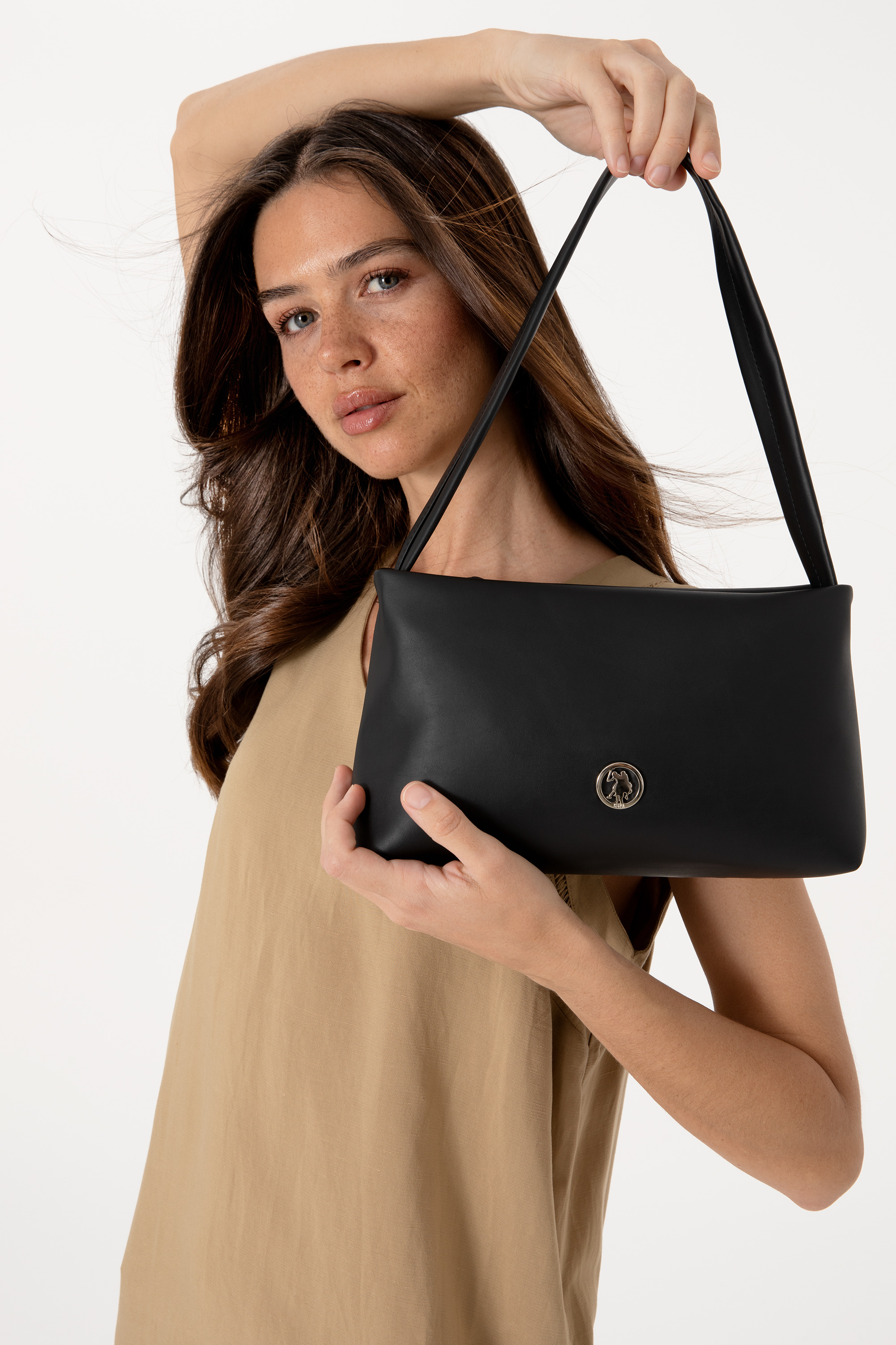کیف رودوشی سیاه استاندارد فیت زنانه یو اس پولو | US POLO ASSN