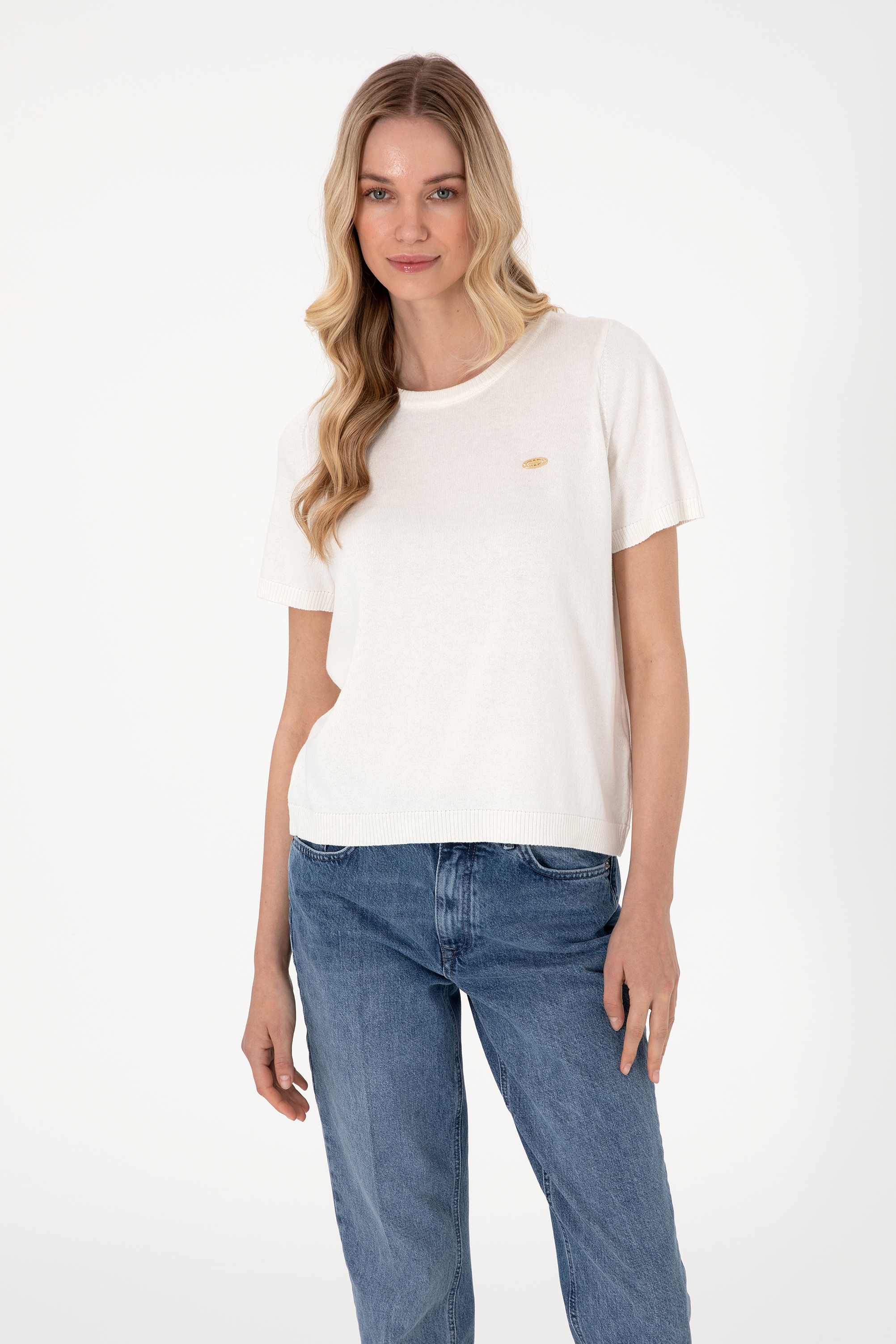 تی شرت تریکو یقه گرد سفید CROP زنانه یو اس پولو | US POLO ASSN
