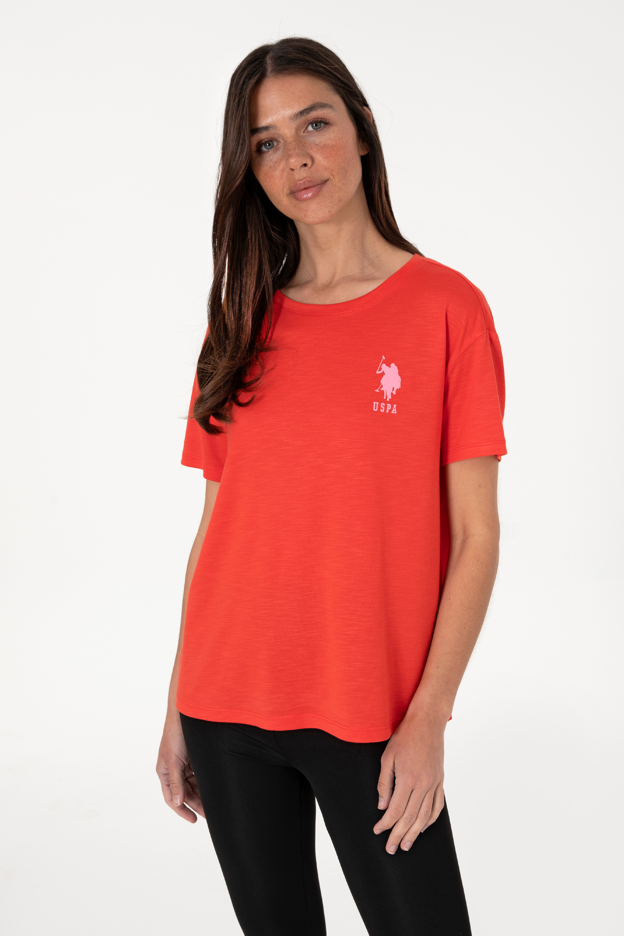 تی شرت یقه گرد قرمز ریلکس زنانه یو اس پولو | US POLO ASSN
