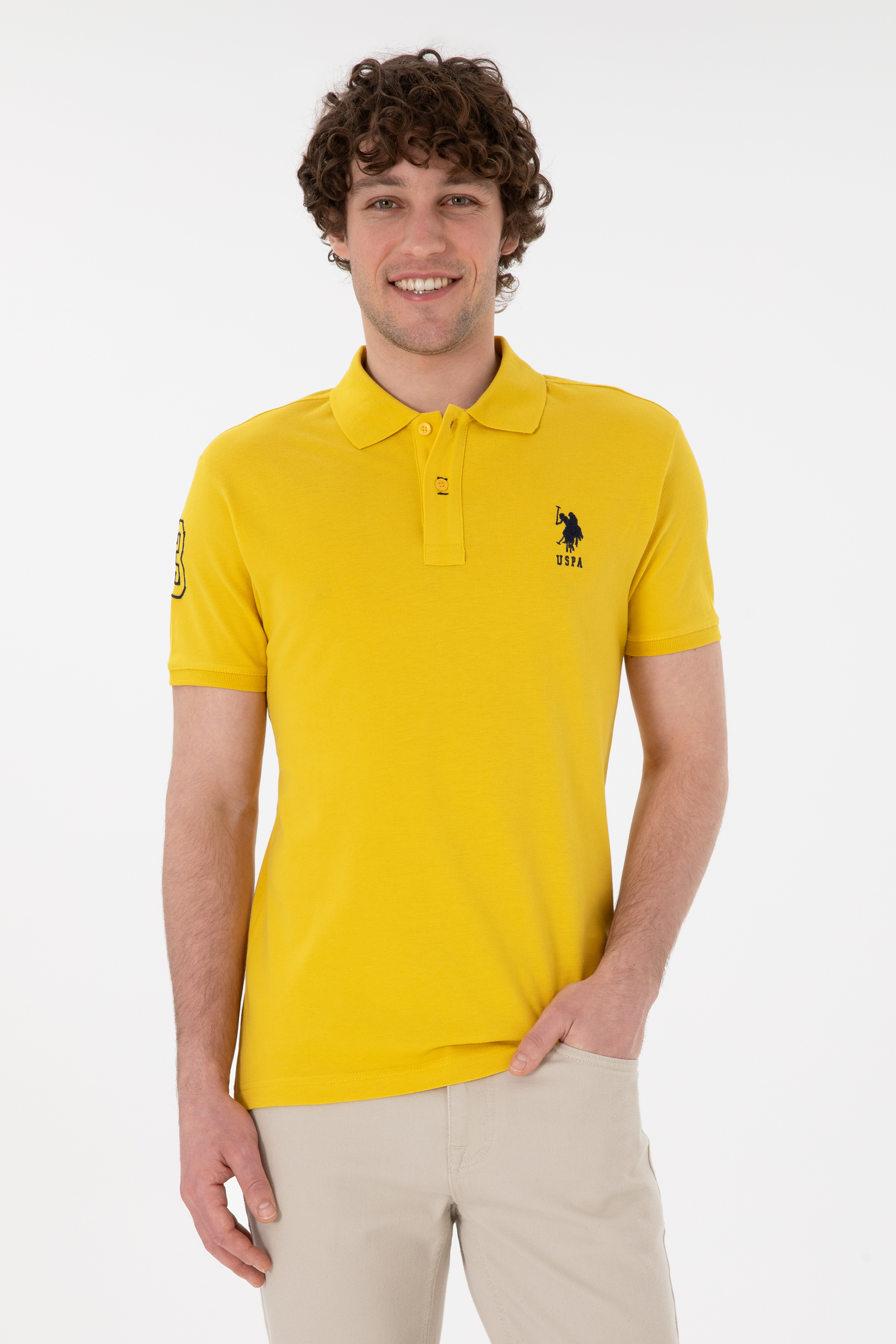 تی شرت بیسیک یقه پولو زرد تیره اندامی مردانه یو اس پولو | US POLO ASSN