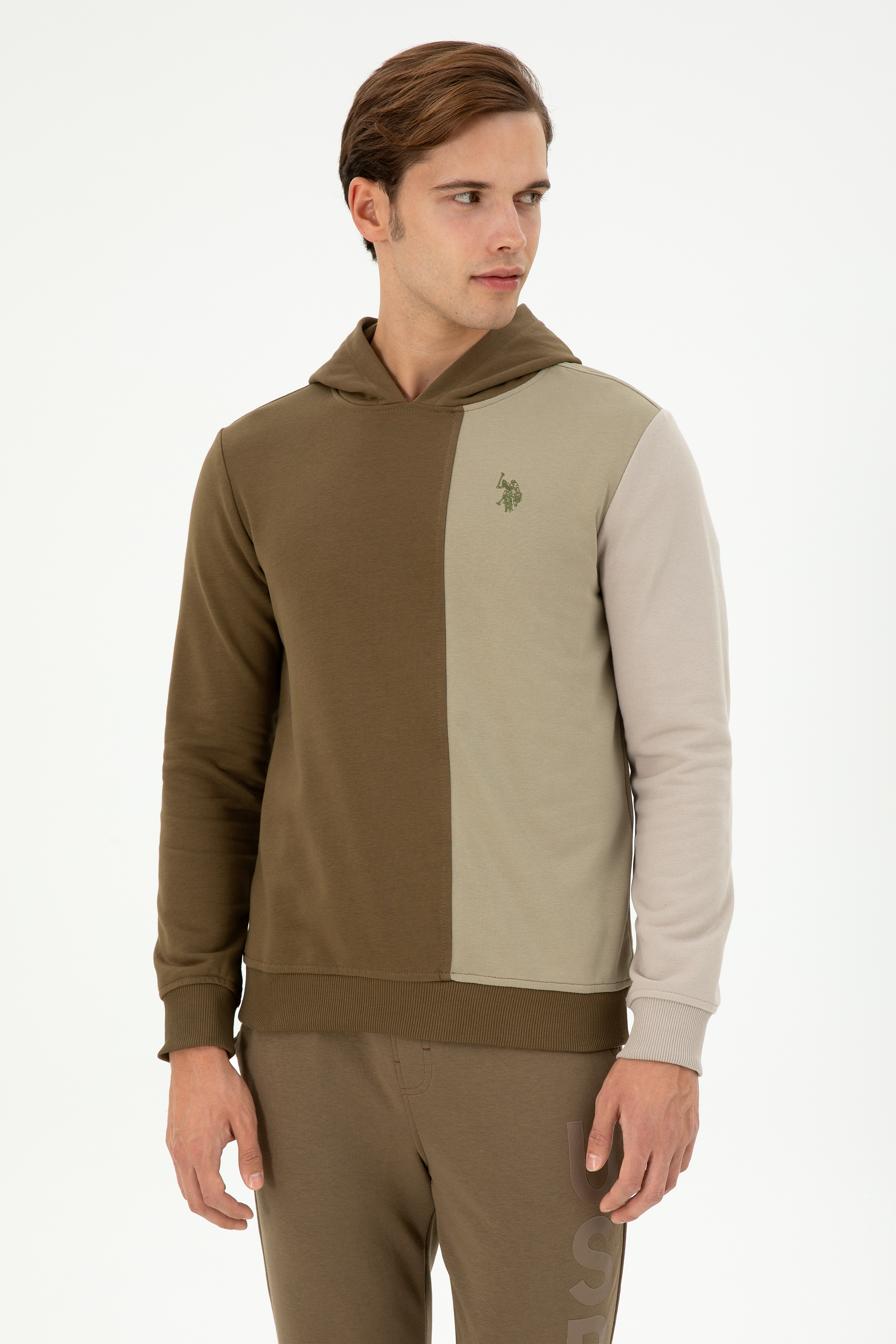 سویشرت هودی خاکی رگولار آستین بلند مردانه یو اس پولو | US POLO ASSN