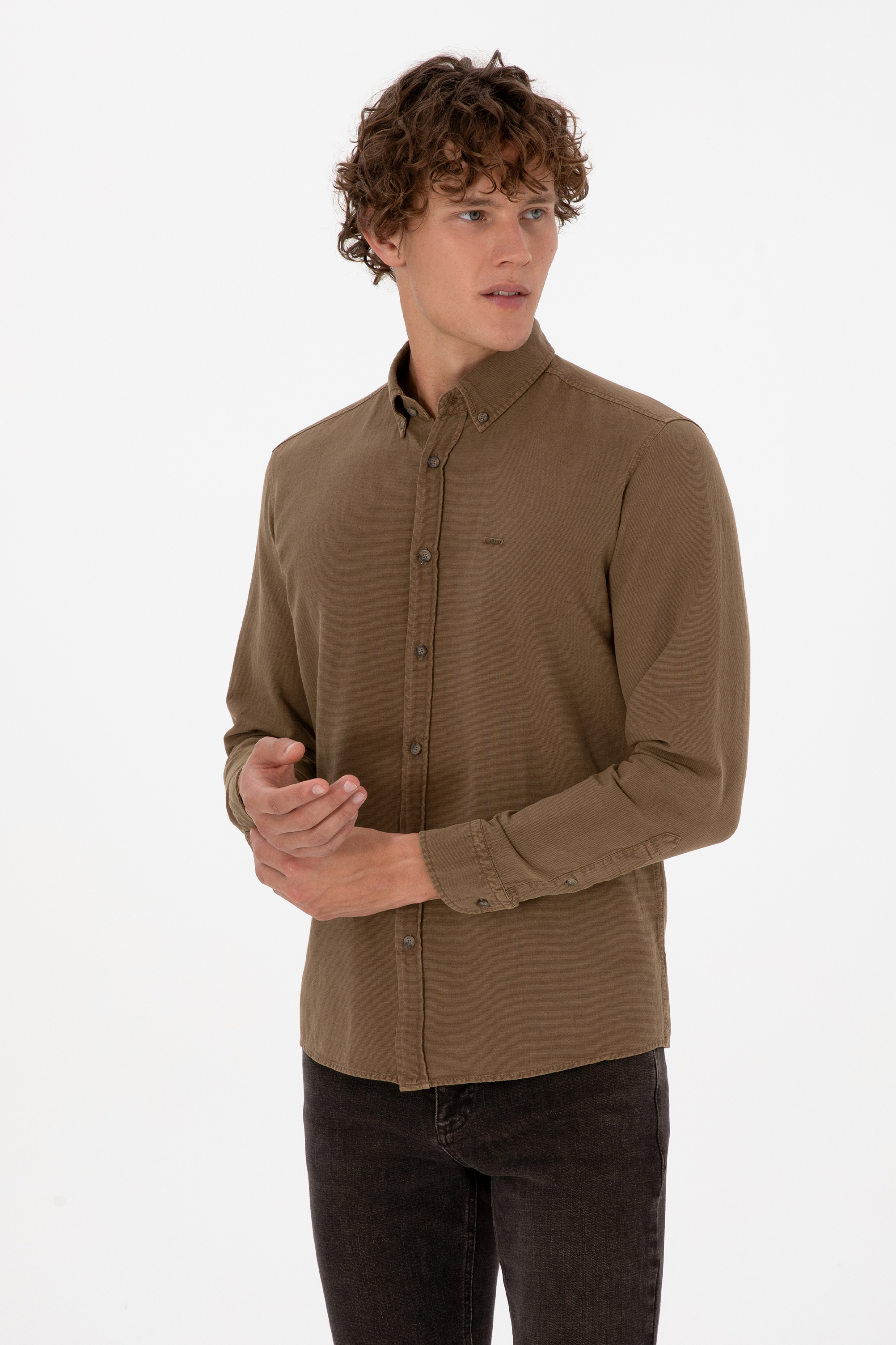 پیراهن خاکی رگولار مردانه یو اس پولو | US POLO ASSN