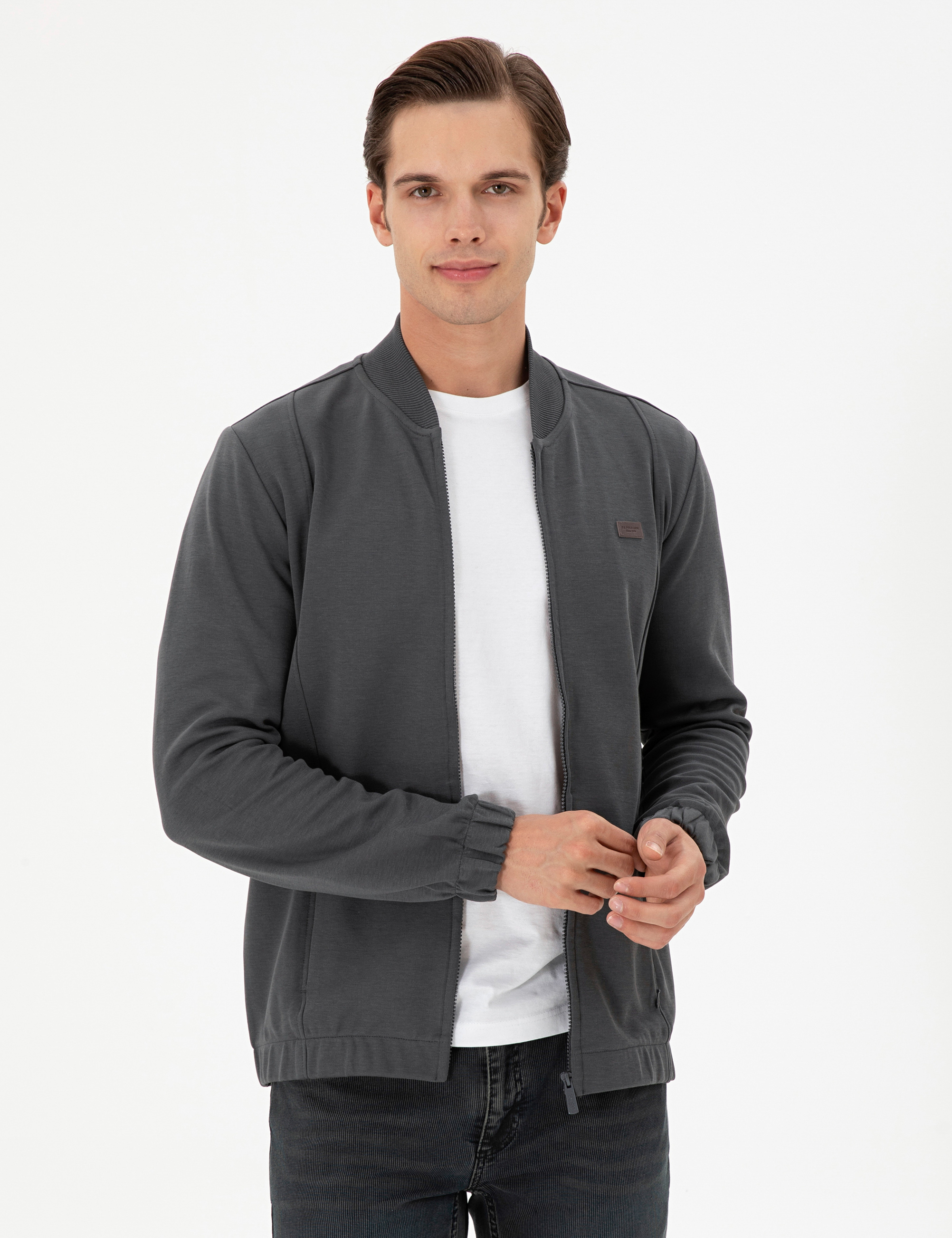 ژاکت یقه ایستاده زغالی اندامی آستین بلند مردانه یو اس پولو | US POLO ASSN