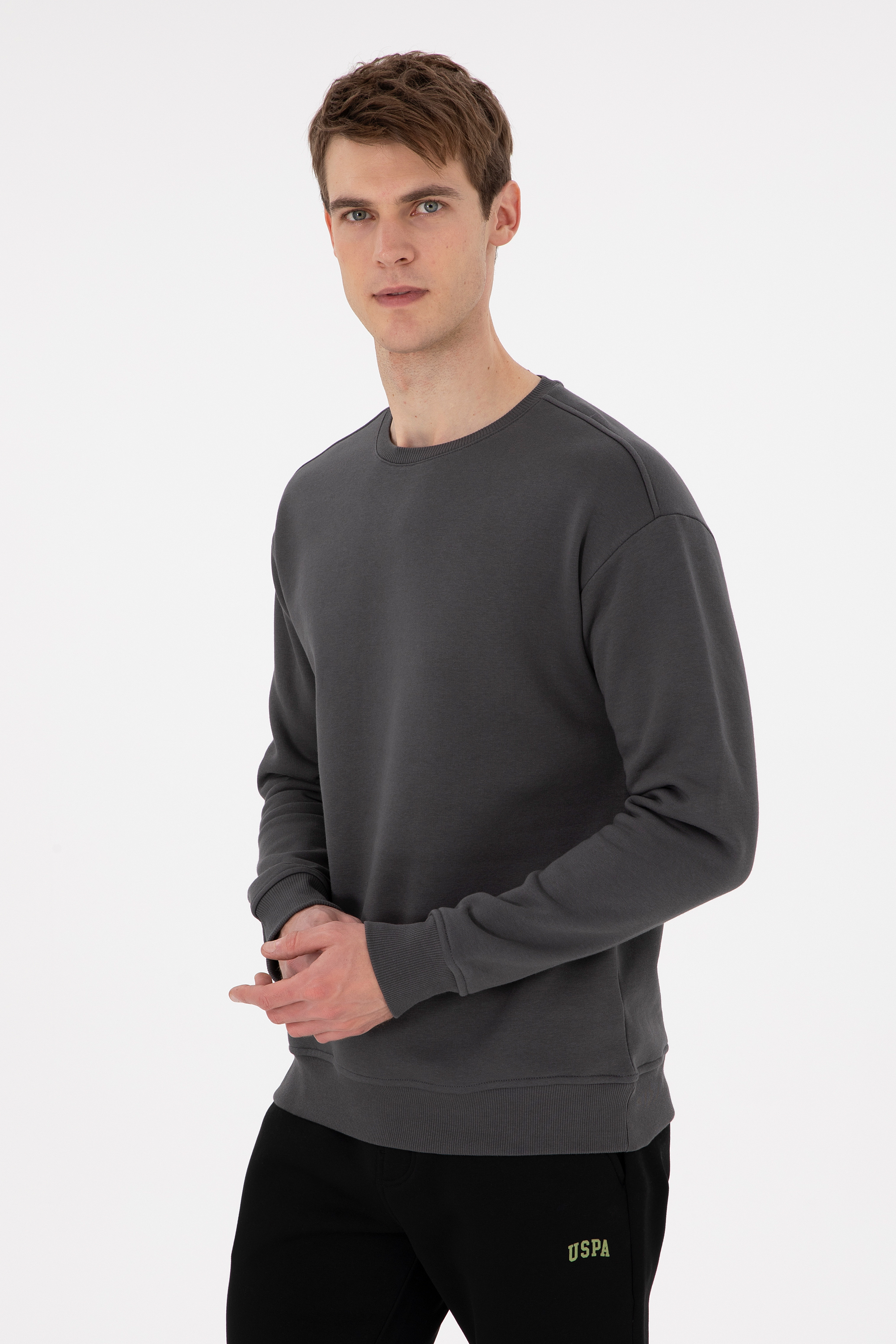 سویشرت یقه گرد زغالی ریلکس آستین بلند مردانه یو اس پولو | US POLO ASSN