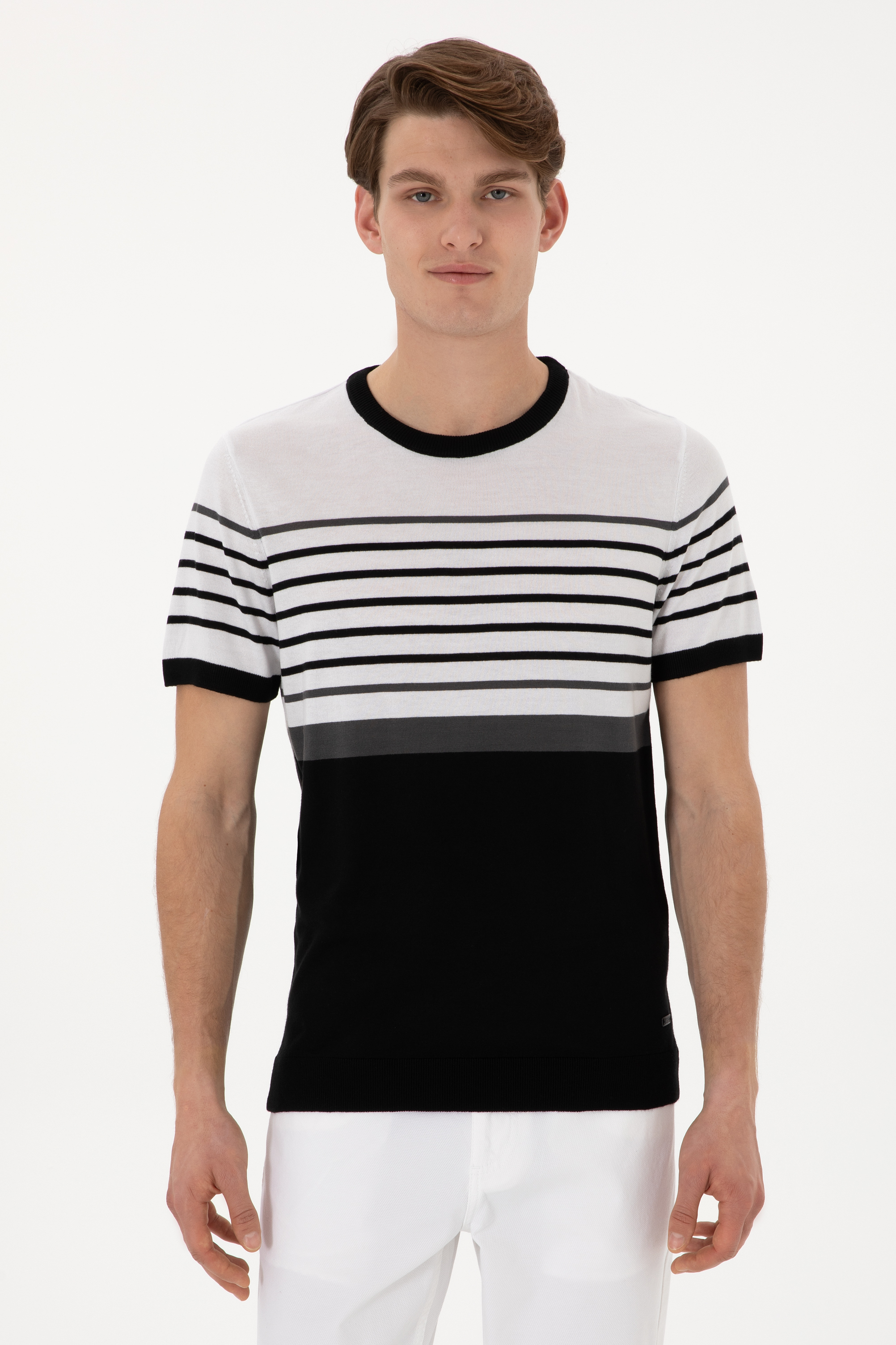 تی شرت یقه گرد سیاه اندامی مردانه یو اس پولو | US POLO ASSN