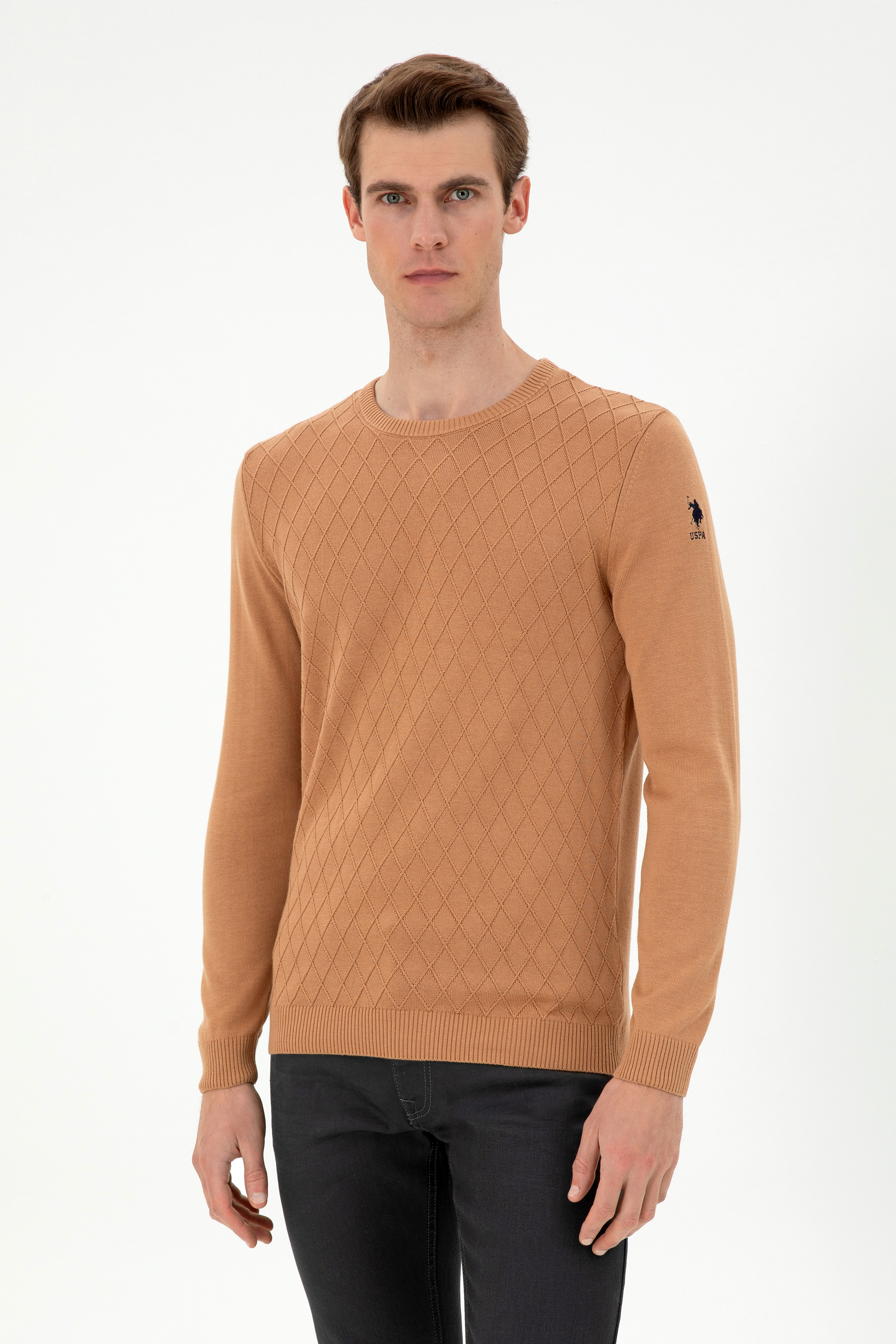 بافت یقه گرد شتری اندامی مردانه یو اس پولو | US POLO ASSN