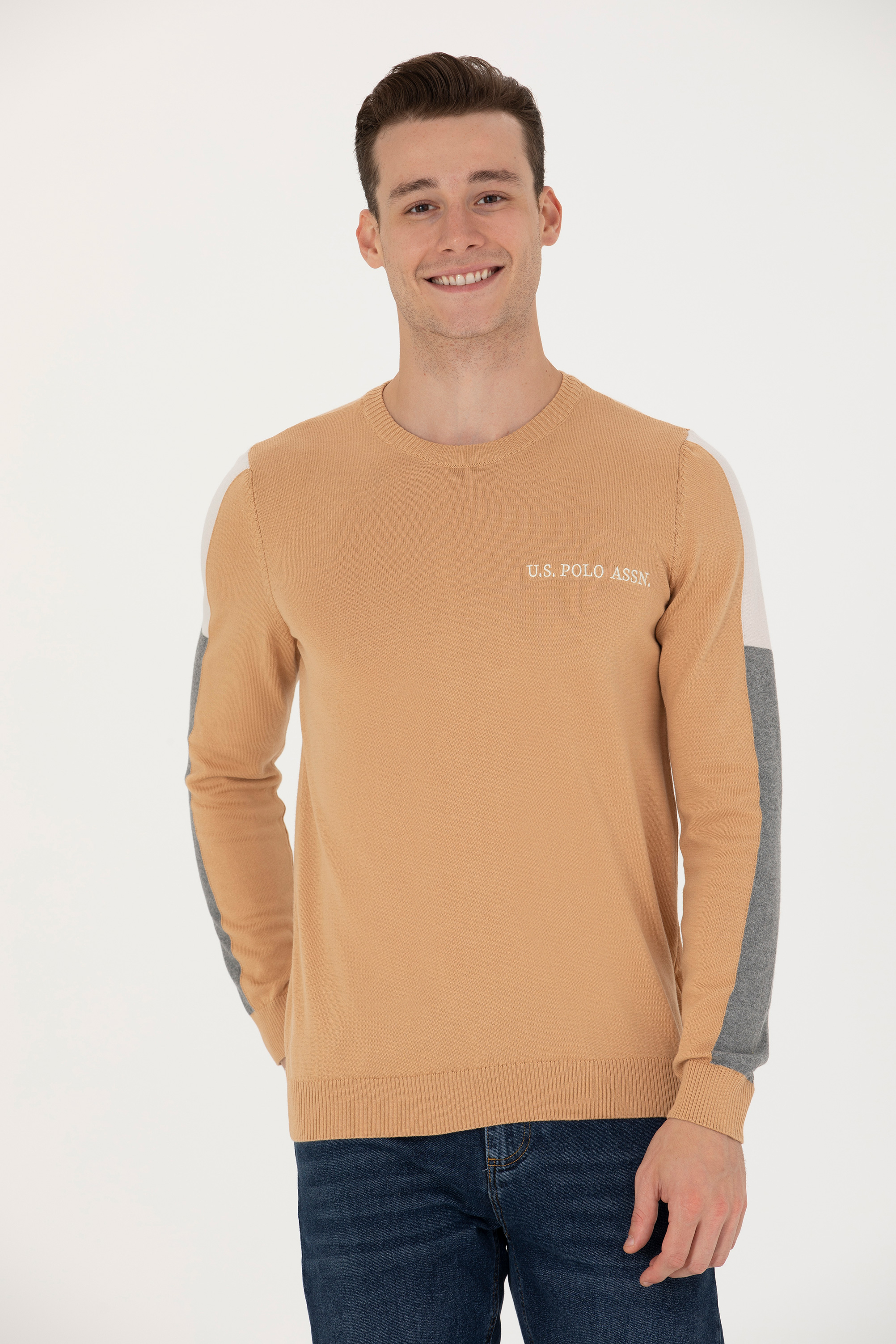 بافت یقه گرد کرمی رگولار آستین بلند مردانه یو اس پولو | US POLO ASSN
