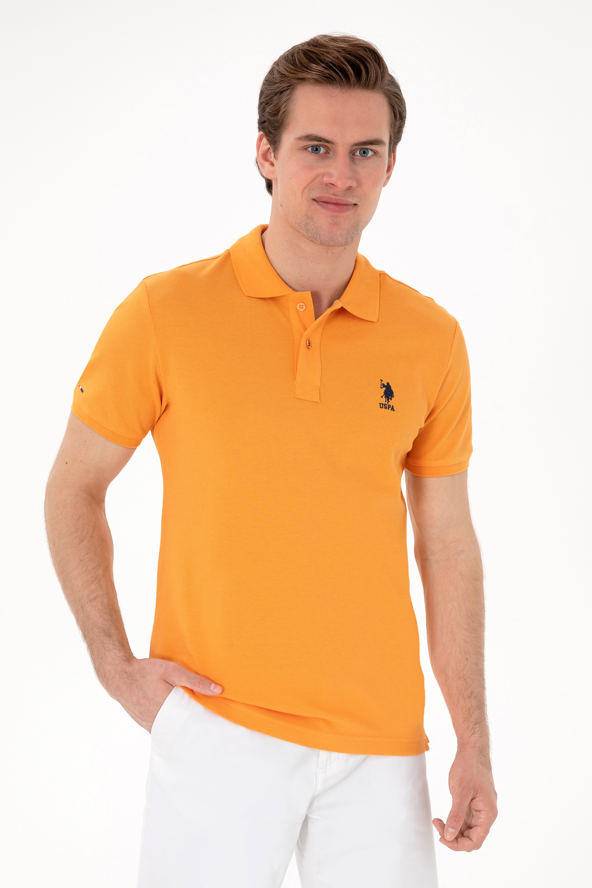 تی شرت بیسیک یقه پیراهنی نارنجی اندامی آستین کوتاه مردانه یو اس پولو | US POLO ASSN