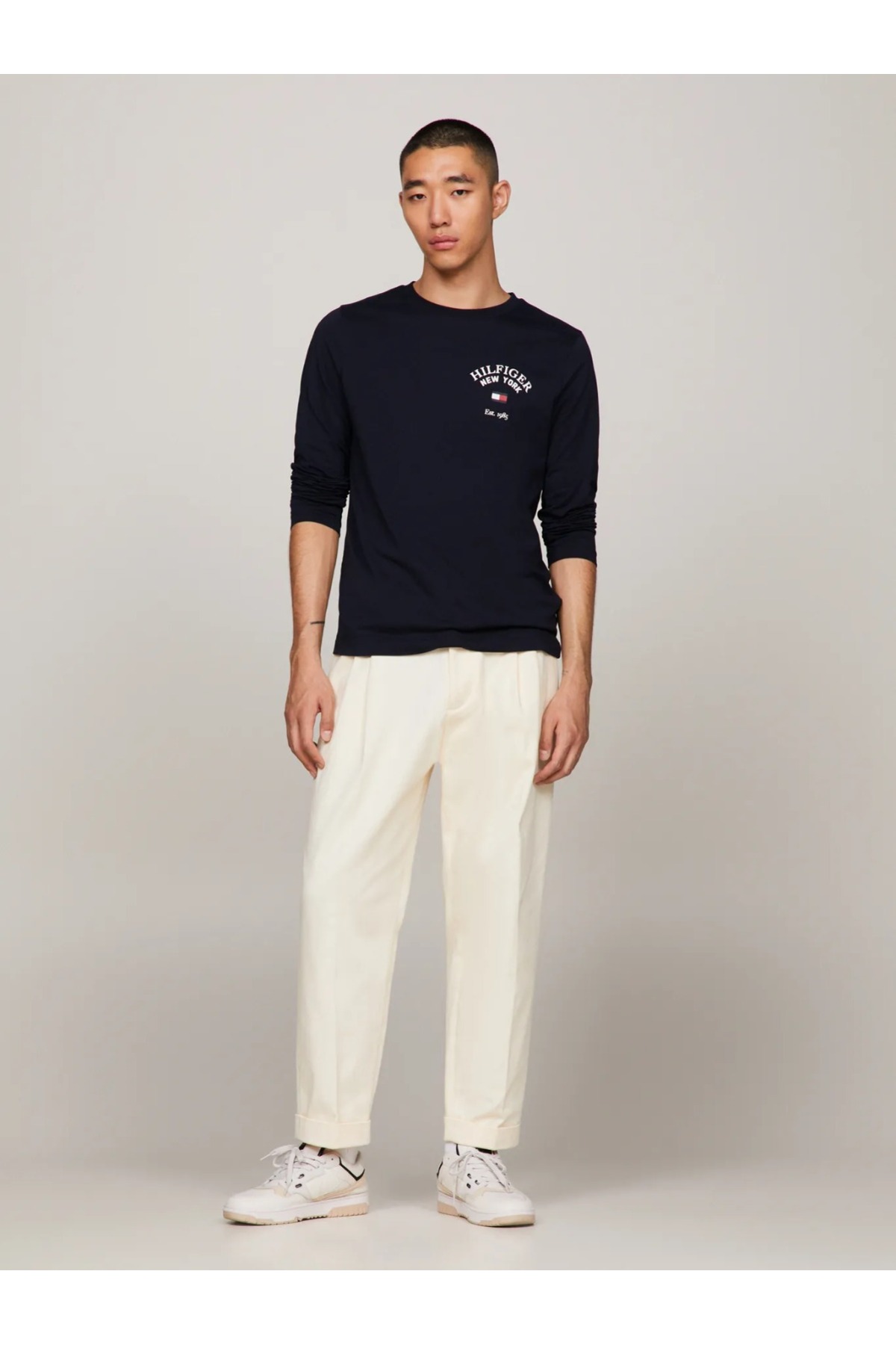 تی شرت مردانه طرح دار آستین بلند | تامی هیلفیگر Tommy Hilfiger TYC0499C85D781AA00