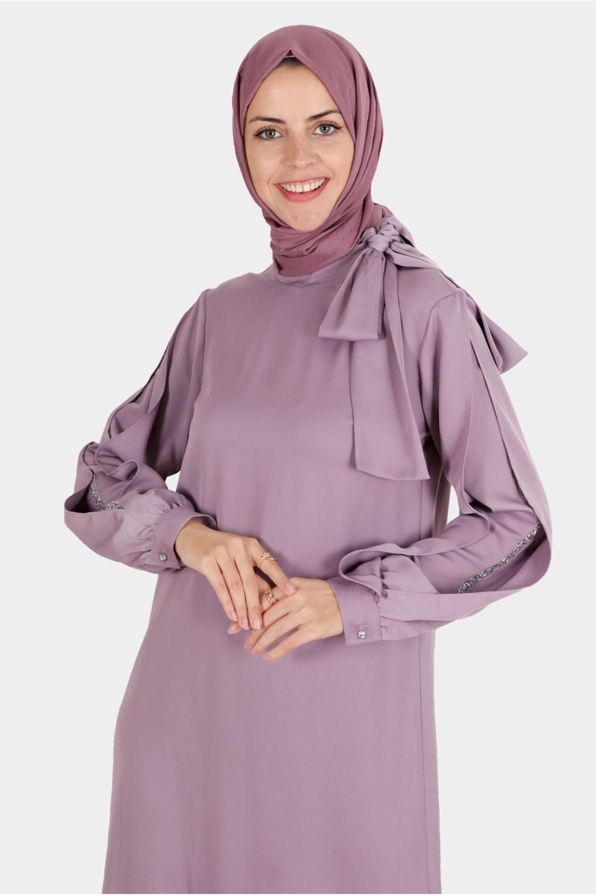 ست لباس زنانه راسته فاق نرمال آستین استاندارد | آلوینا Alvina 22YTKP0030276