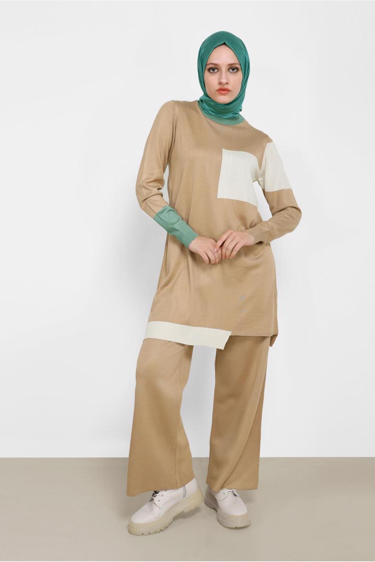 ست لباس زنانه راسته فاق نرمال آستین استاندارد | آلوینا Alvina 22KTKP0042031
