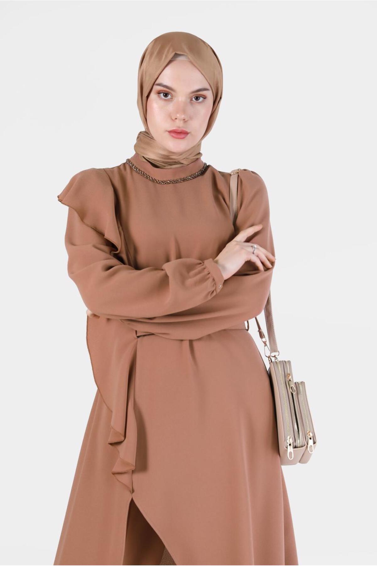ست لباس زنانه راسته فاق نرمال آستین استاندارد | آلوینا Alvina 22KTKP0030202