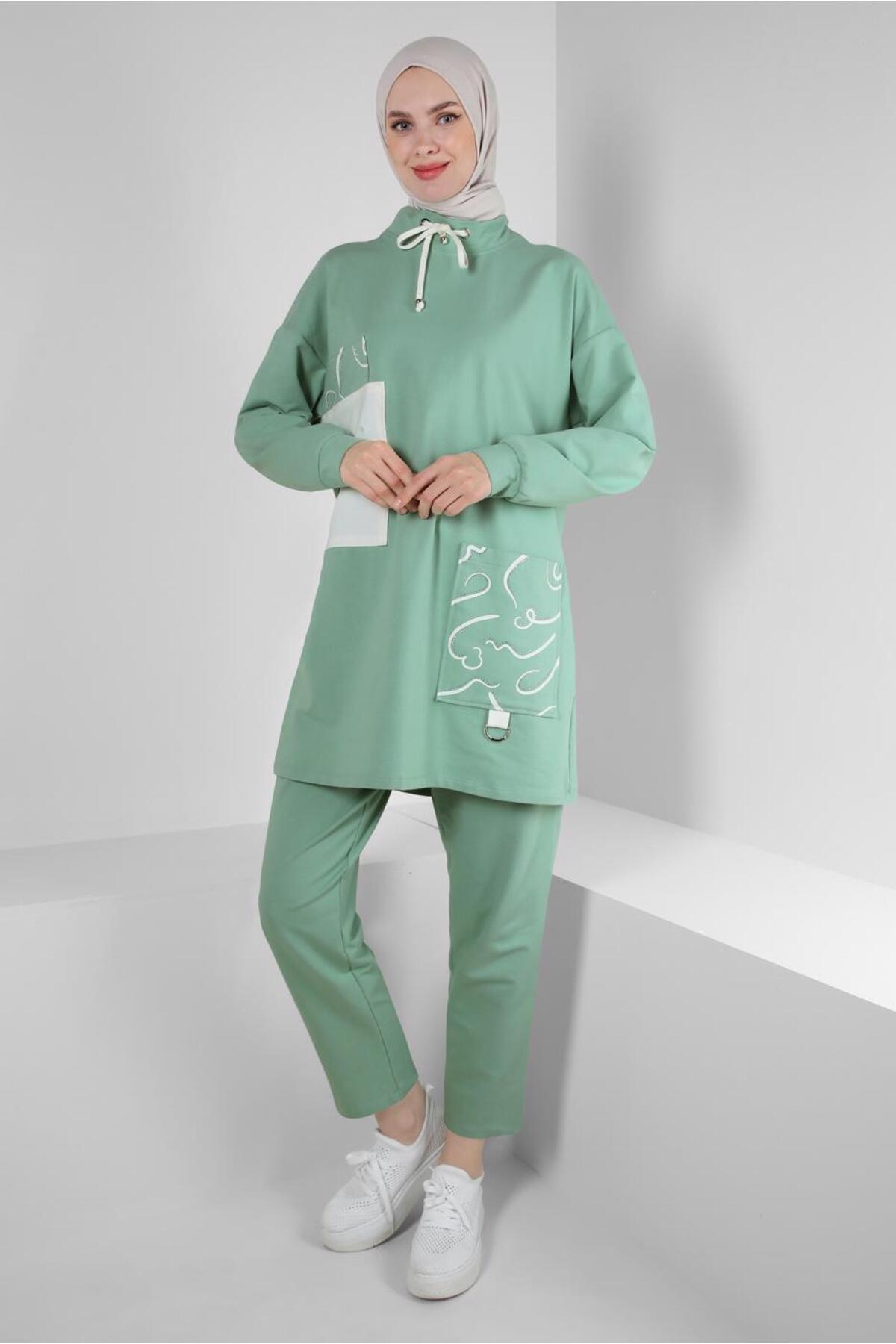 ست لباس زنانه طرح دار فاق نرمال آستین استاندارد | آلوینا Alvina 23YTKP0043593