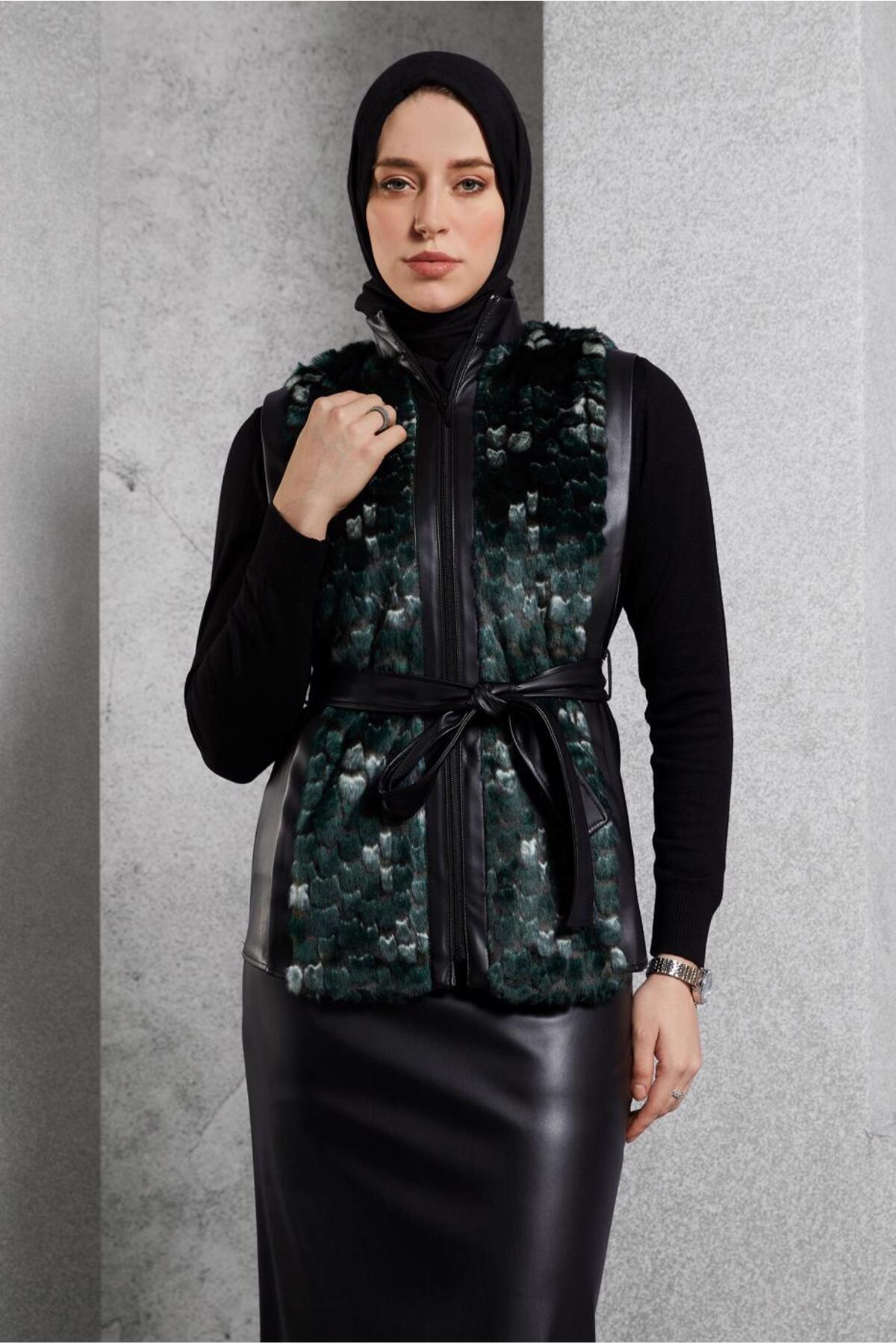 ست لباس زنانه طرح دار فاق نرمال آستین استاندارد | آلوینا Alvina 25KTKE0045192