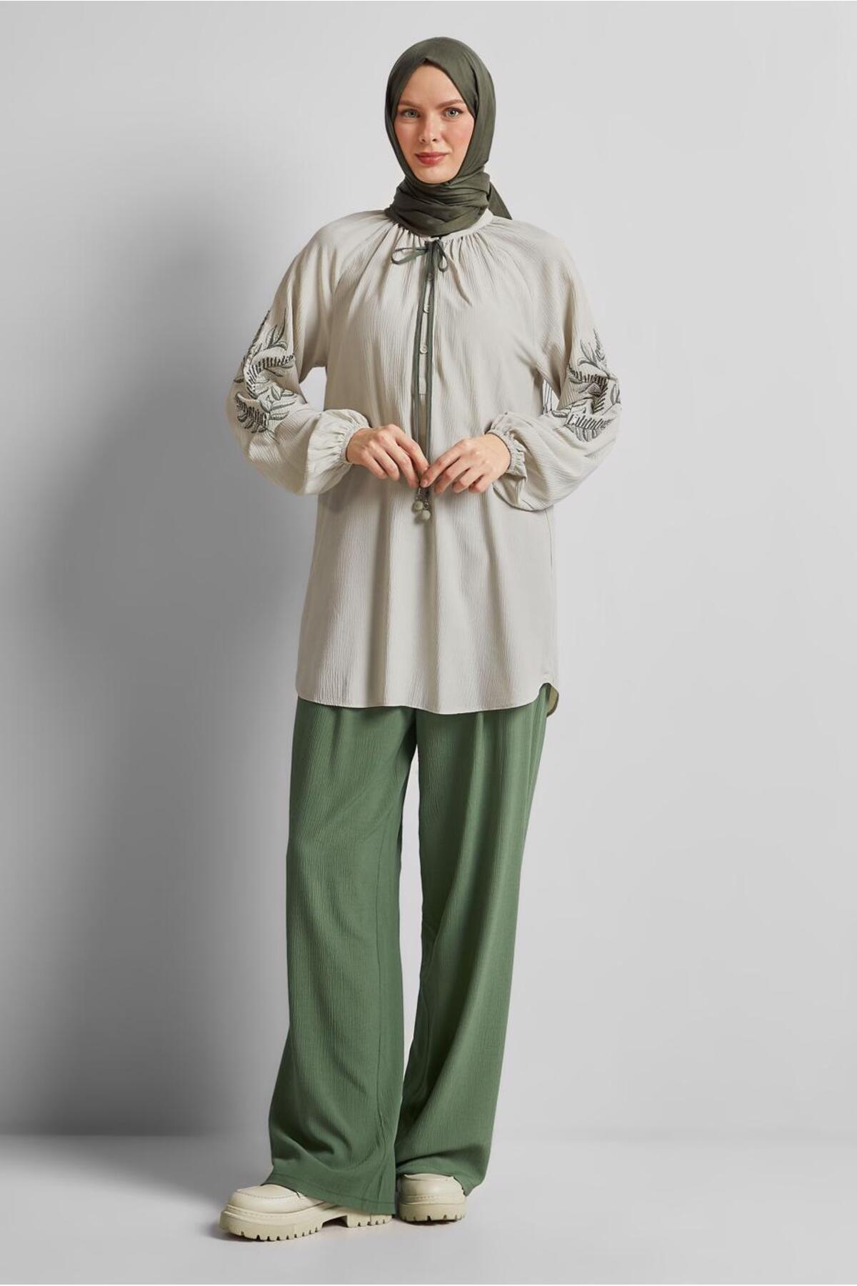 ست لباس زنانه راسته فاق نرمال آستین استاندارد | آلوینا Alvina 25YTKP0045349