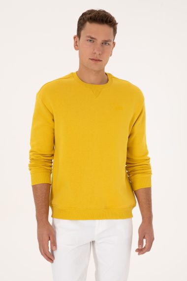 سویشرت یقه گرد زرد تیره  ریلکس  مردانه یو اس پولو | US POLO ASSN