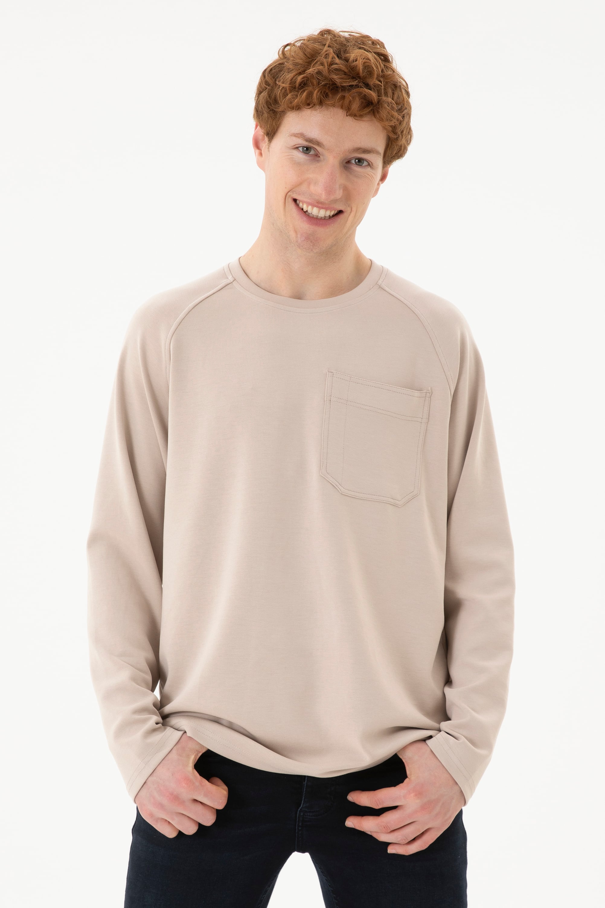 سویشرت یقه گرد بژ ریلکس آستین بلند مردانه یو اس پولو | US POLO ASSN