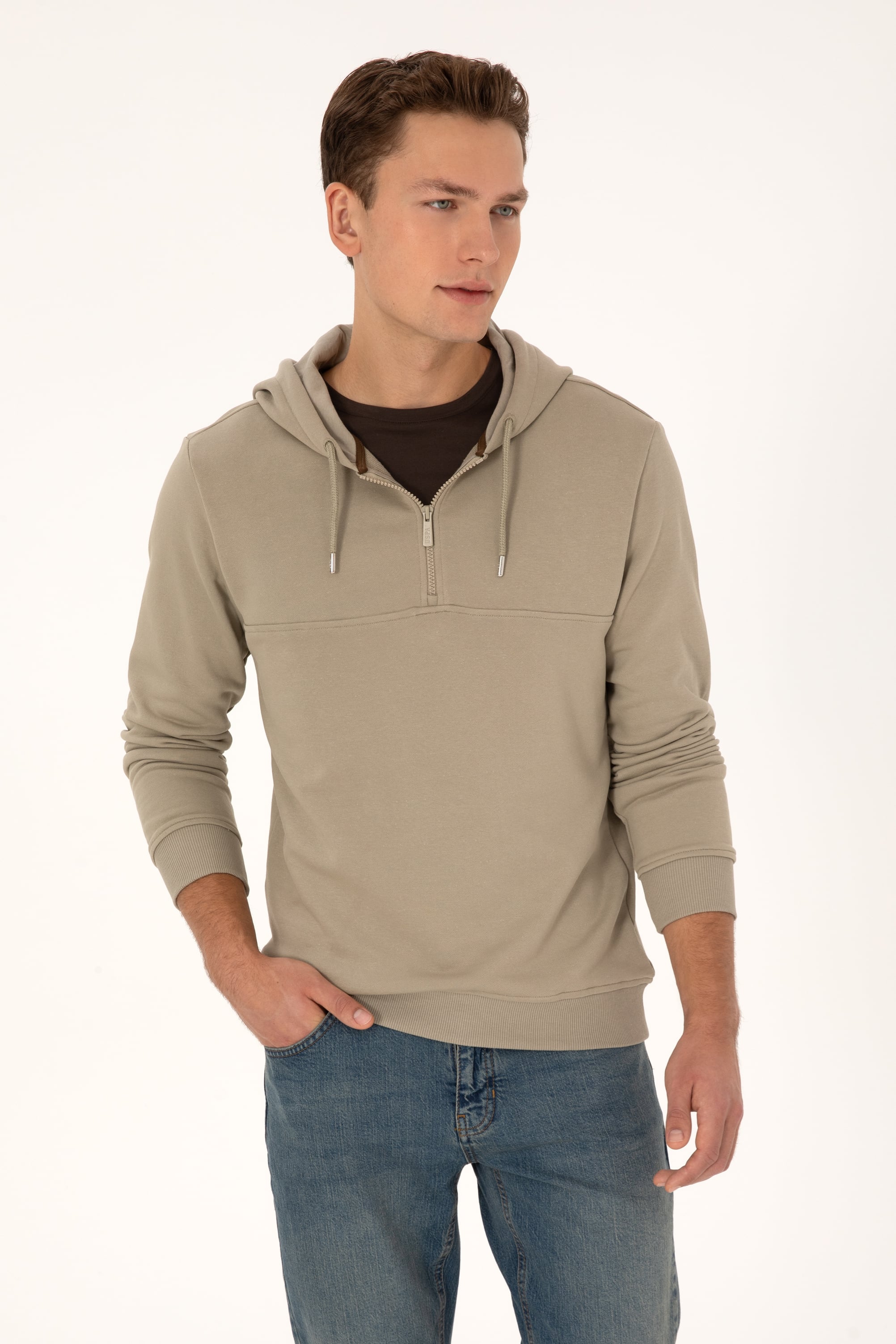 سویشرت خاکی روشن رگولار مردانه یو اس پولو | US POLO ASSN