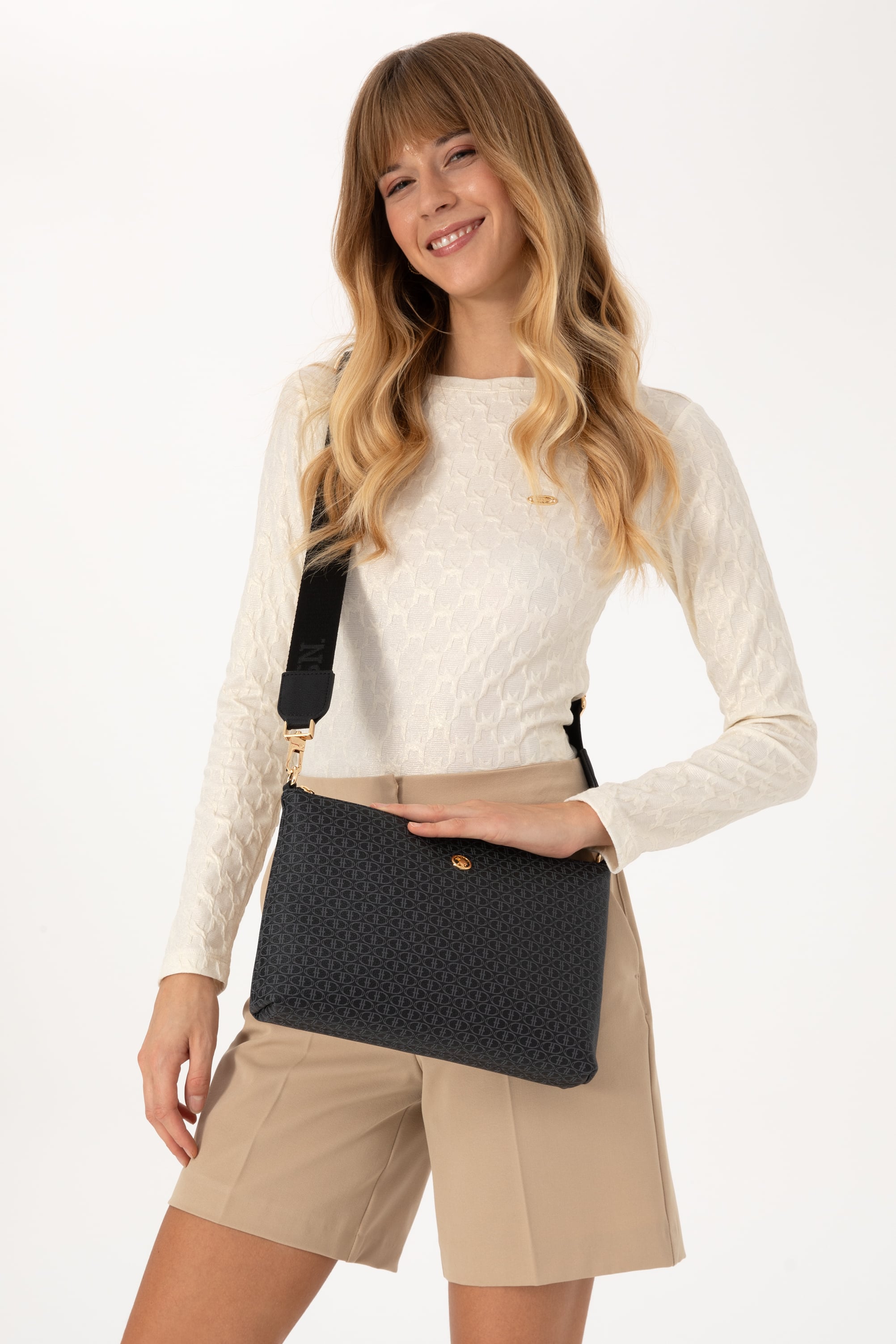 کیف رودوشی سیاه استاندارد فیت زنانه یو اس پولو | US POLO ASSN
