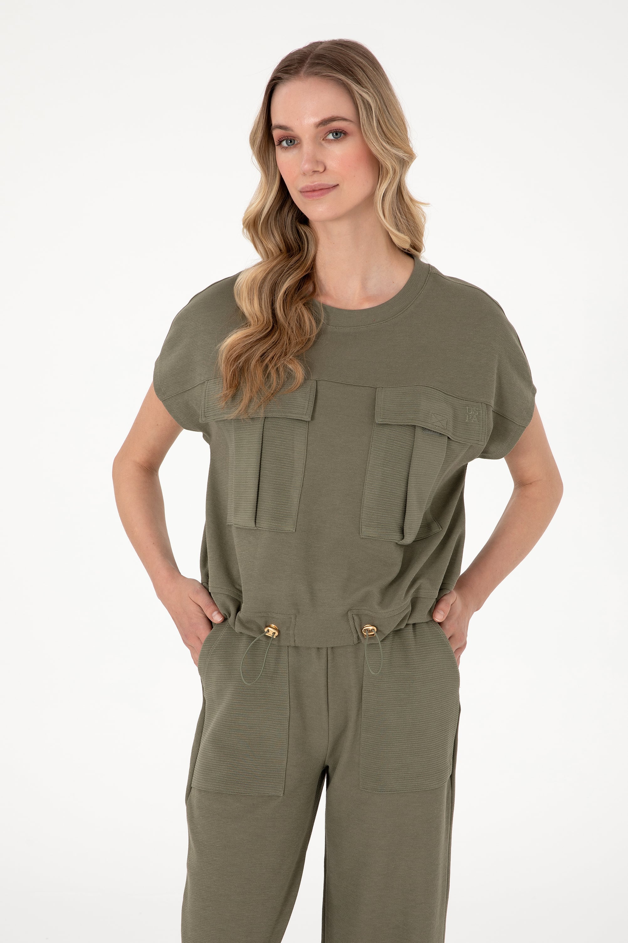 تی شرت یقه گرد خاکی تیره ریلکس زنانه یو اس پولو | US POLO ASSN