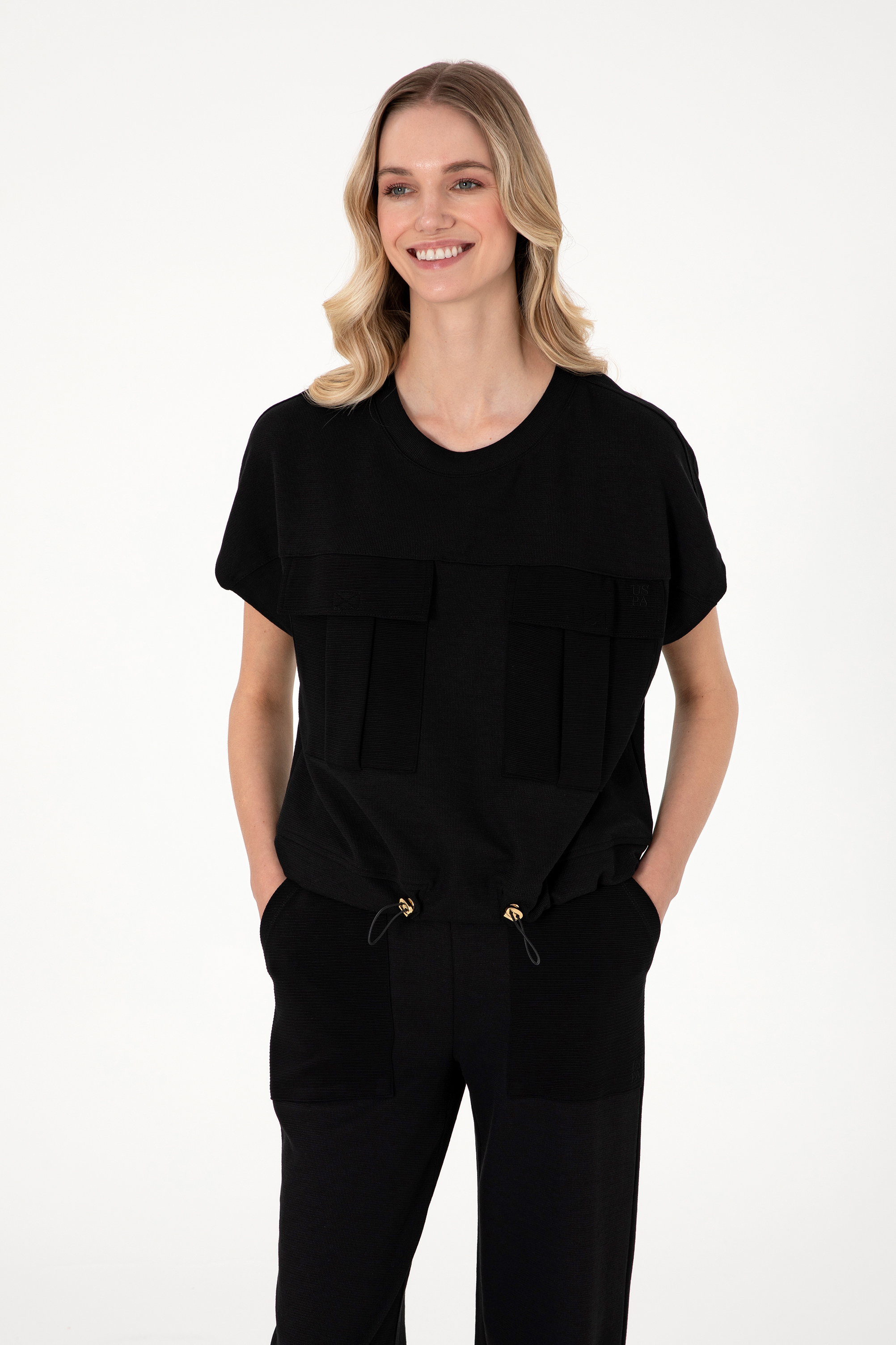 تی شرت یقه گرد سیاه ریلکس زنانه یو اس پولو | US POLO ASSN