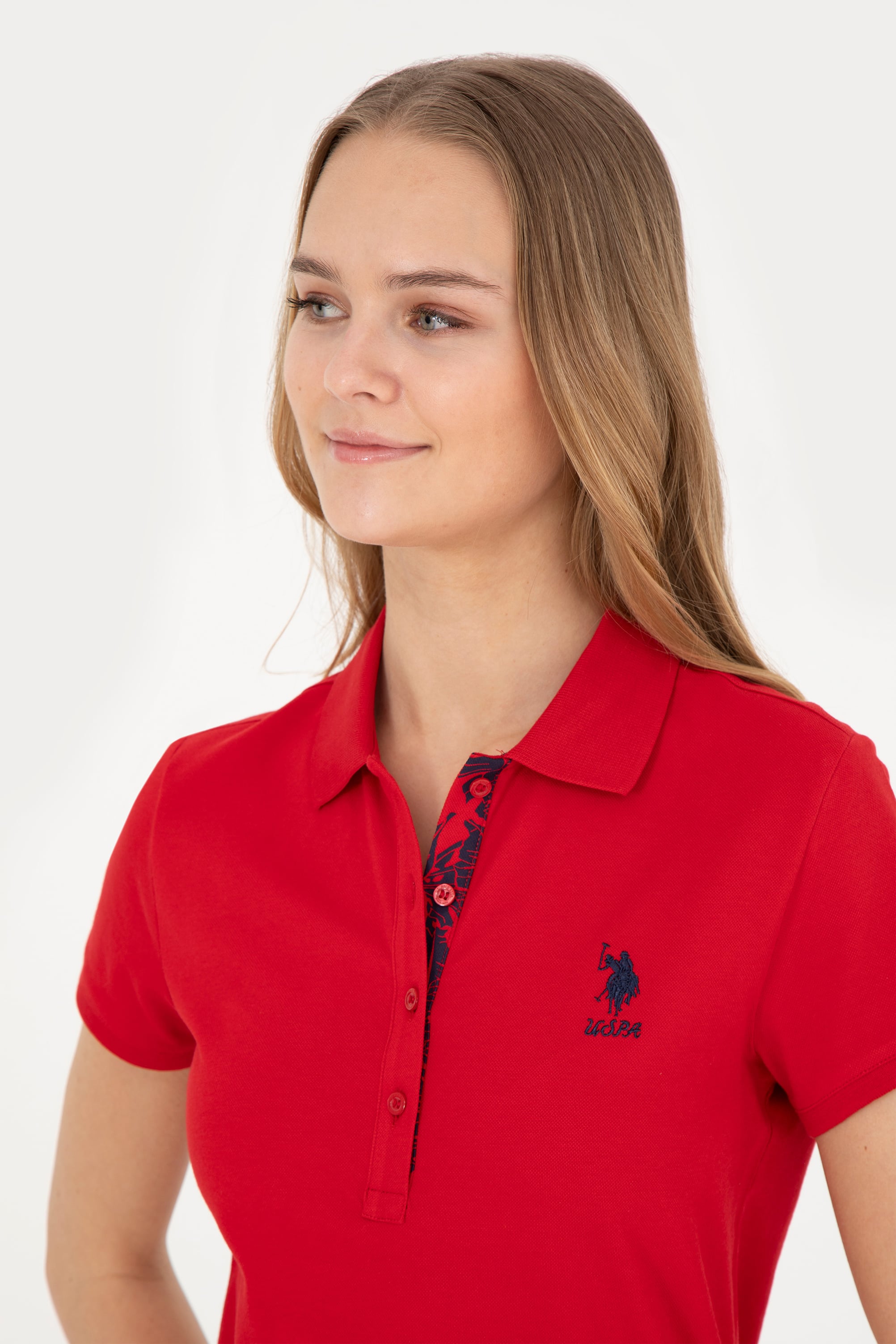 تی شرت قرمز اندامی زنانه یو اس پولو | US POLO ASSN