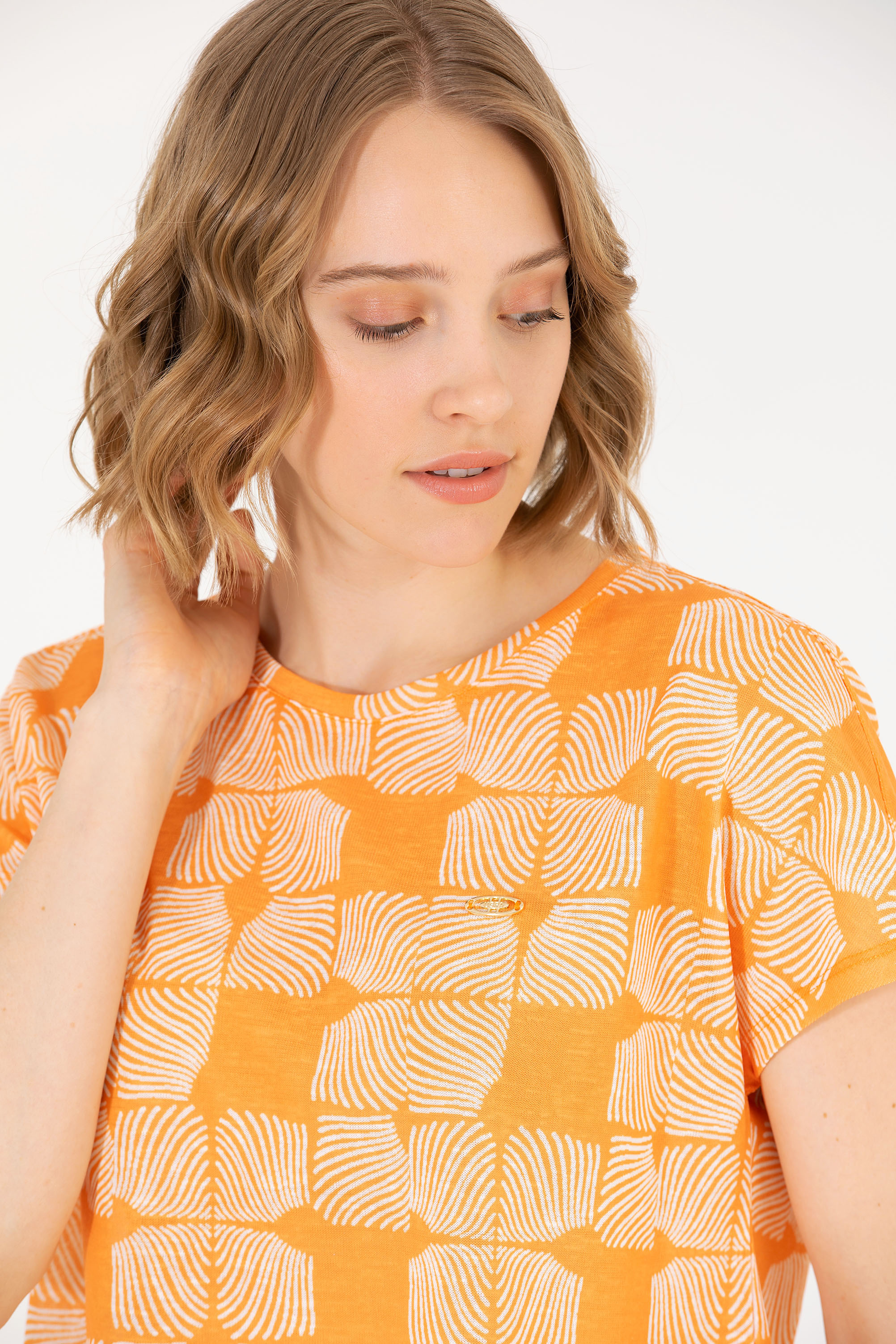 تی شرت نارنجی Crop Top زنانه یو اس پولو | US POLO ASSN