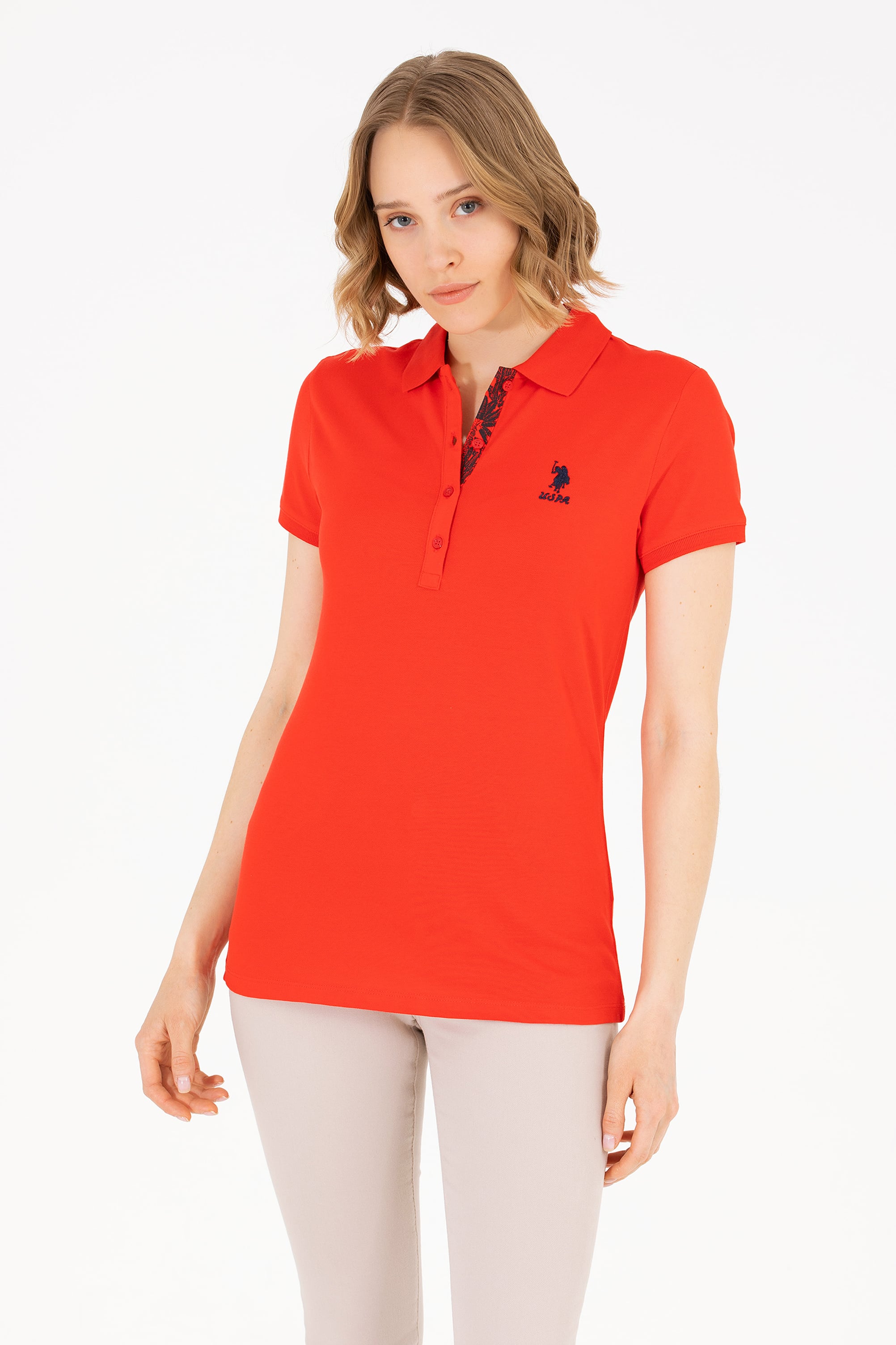 تی شرت قرمز اندامی زنانه یو اس پولو | US POLO ASSN