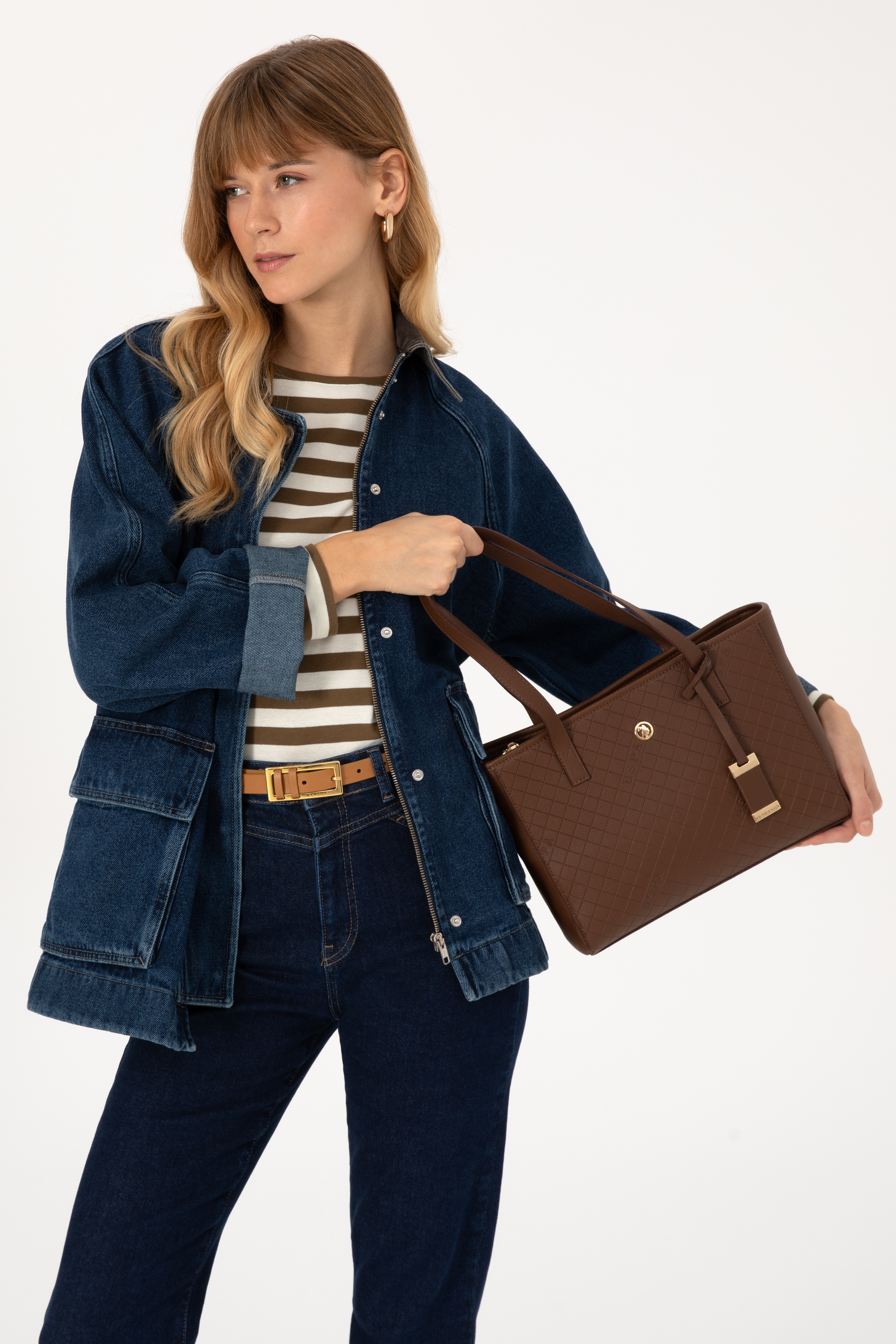 کیف دوشی زنانه قهوهای روشن قهوه ای روشن استاندارد فیت زنانه یو اس پولو | US POLO ASSN