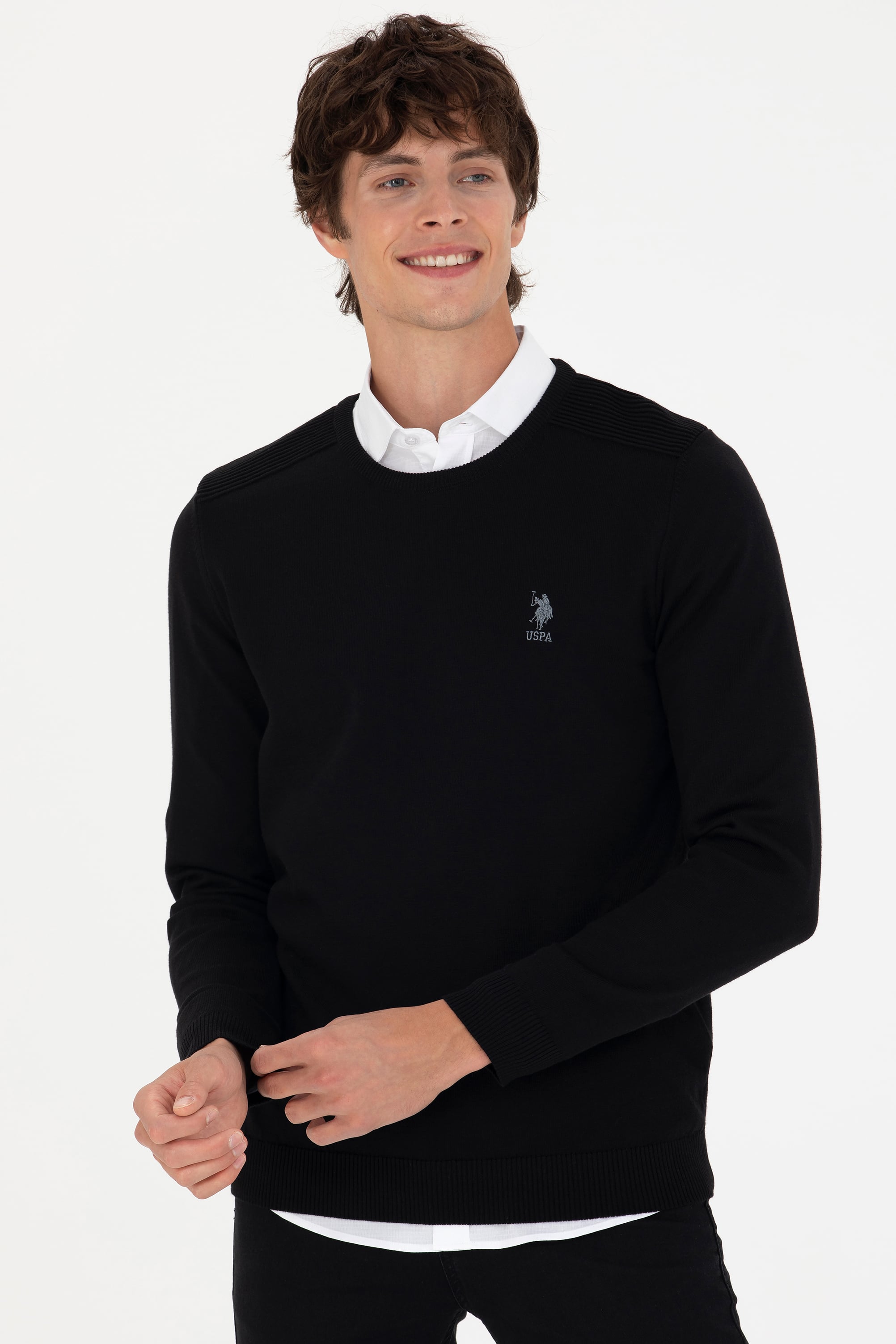بافت یقه گرد سیاه اندامی مردانه یو اس پولو | US POLO ASSN