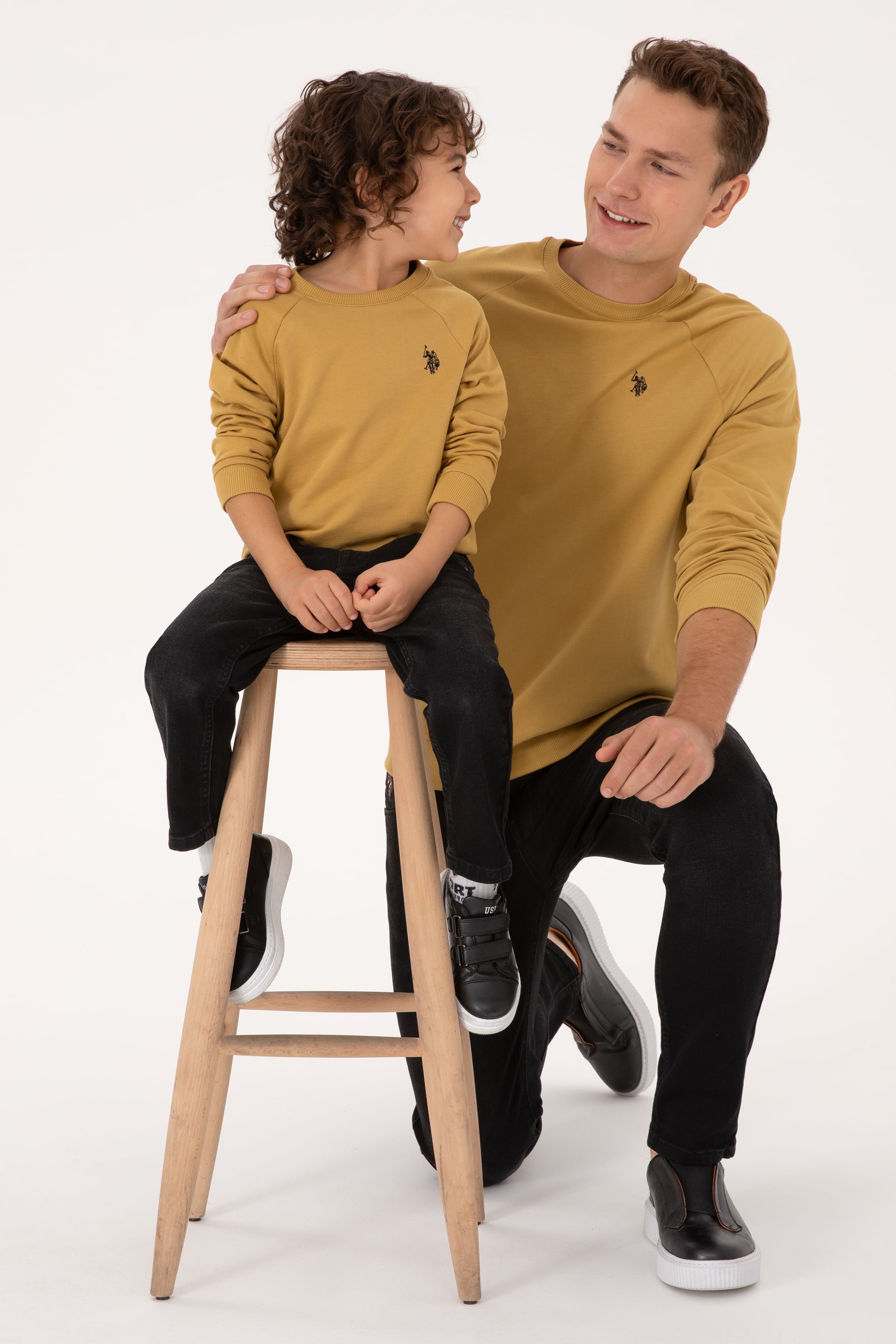 سویشرت یقه گردساده آبی نفتی رگولار پسرانه یو اس پولو | US POLO ASSN