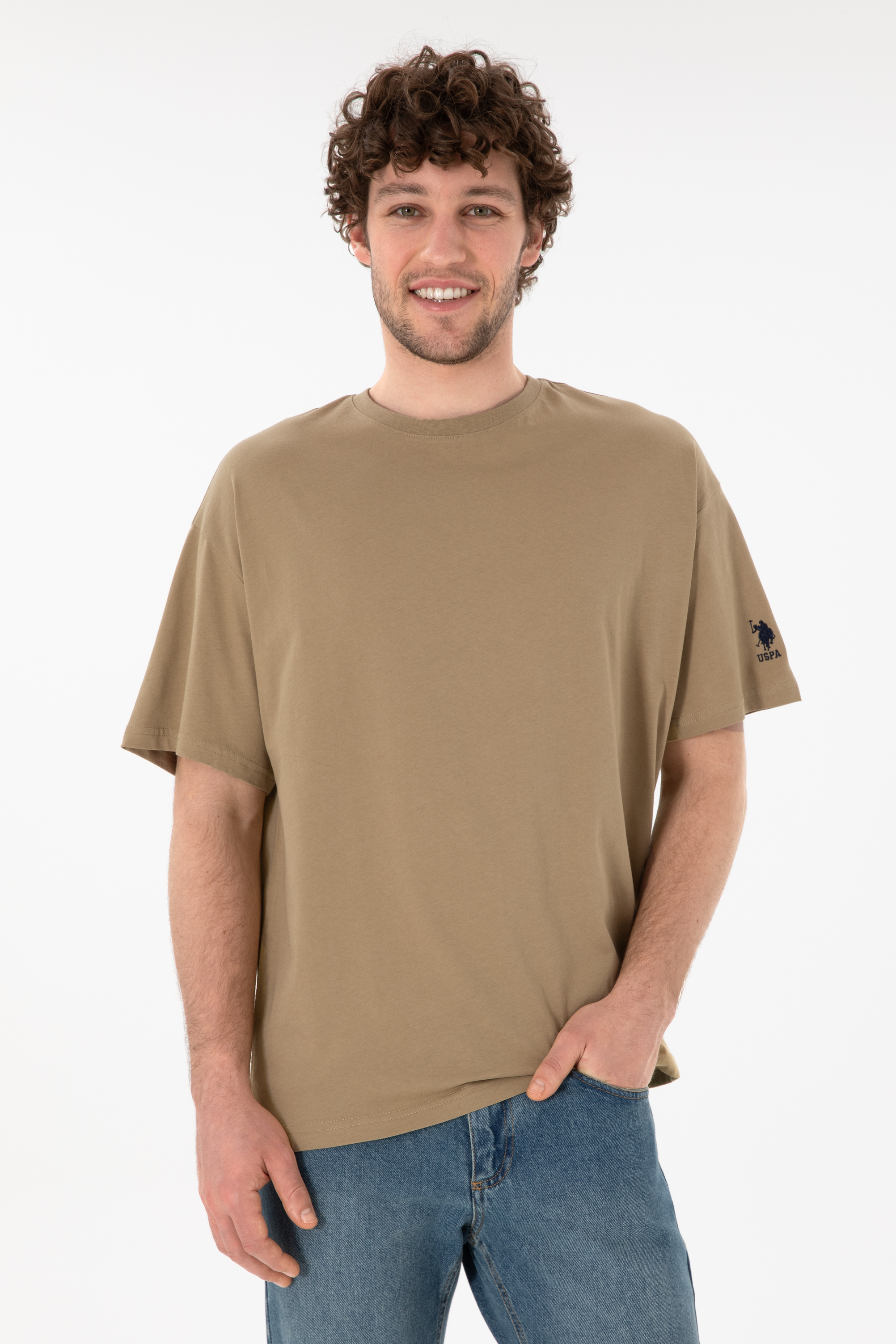 تی شرت یقه گرد اورسایز یقه گرد خاکی Oversize آستین کوتاه مردانه یو اس پولو | US POLO ASSN