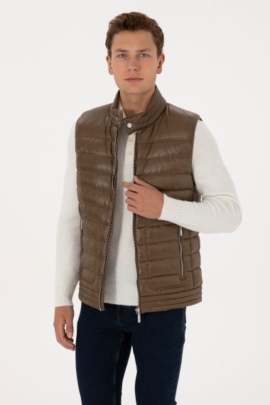 جلیقه  خاکی  BASIC  مردانه یو اس پولو | US POLO ASSN