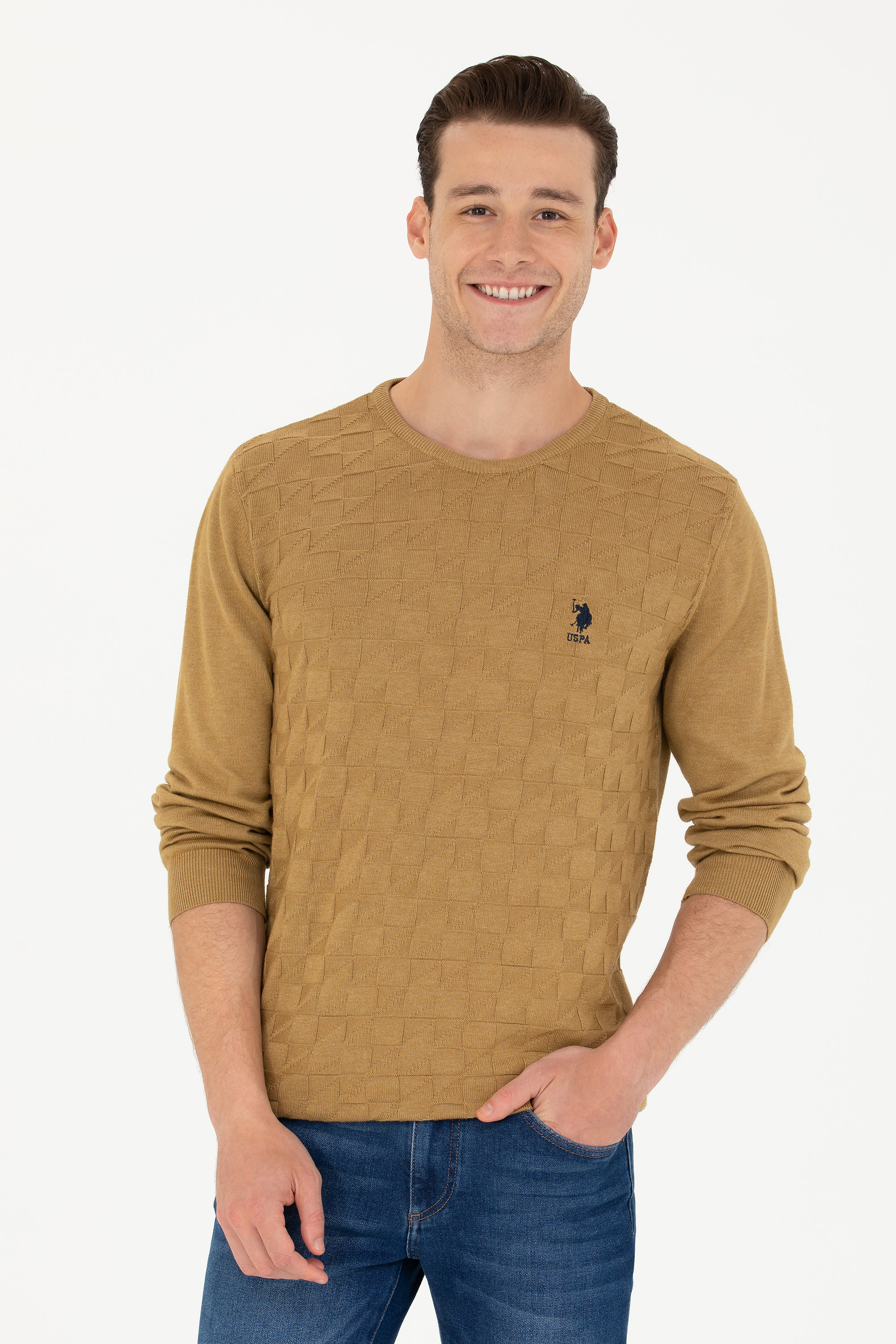 بافت بیسیک یقه گرد خاکی روشن اندامی مردانه یو اس پولو | US POLO ASSN