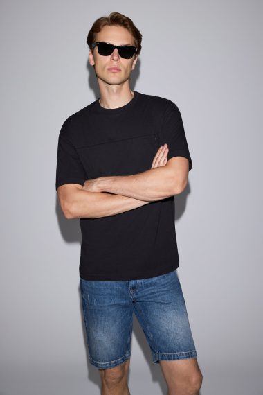 تی شرت یقه گرد  سیاه  ریلکس  مردانه یو اس پولو | US POLO ASSN