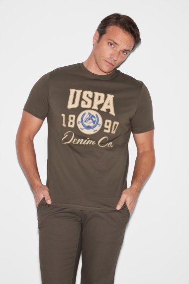 تی شرت یقه گرد  خاکی تیره  رگولار  مردانه یو اس پولو | US POLO ASSN