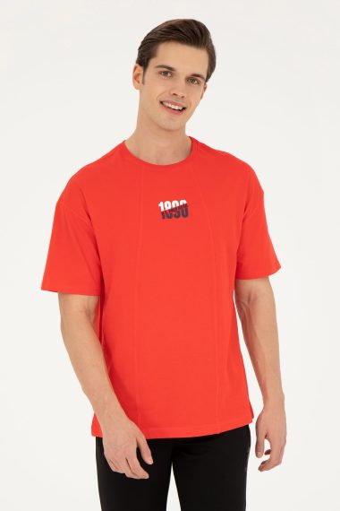 تی شرت یقه گرد یقه گرد قرمز  ریلکس آستین کوتاه مردانه یو اس پولو | US POLO ASSN
