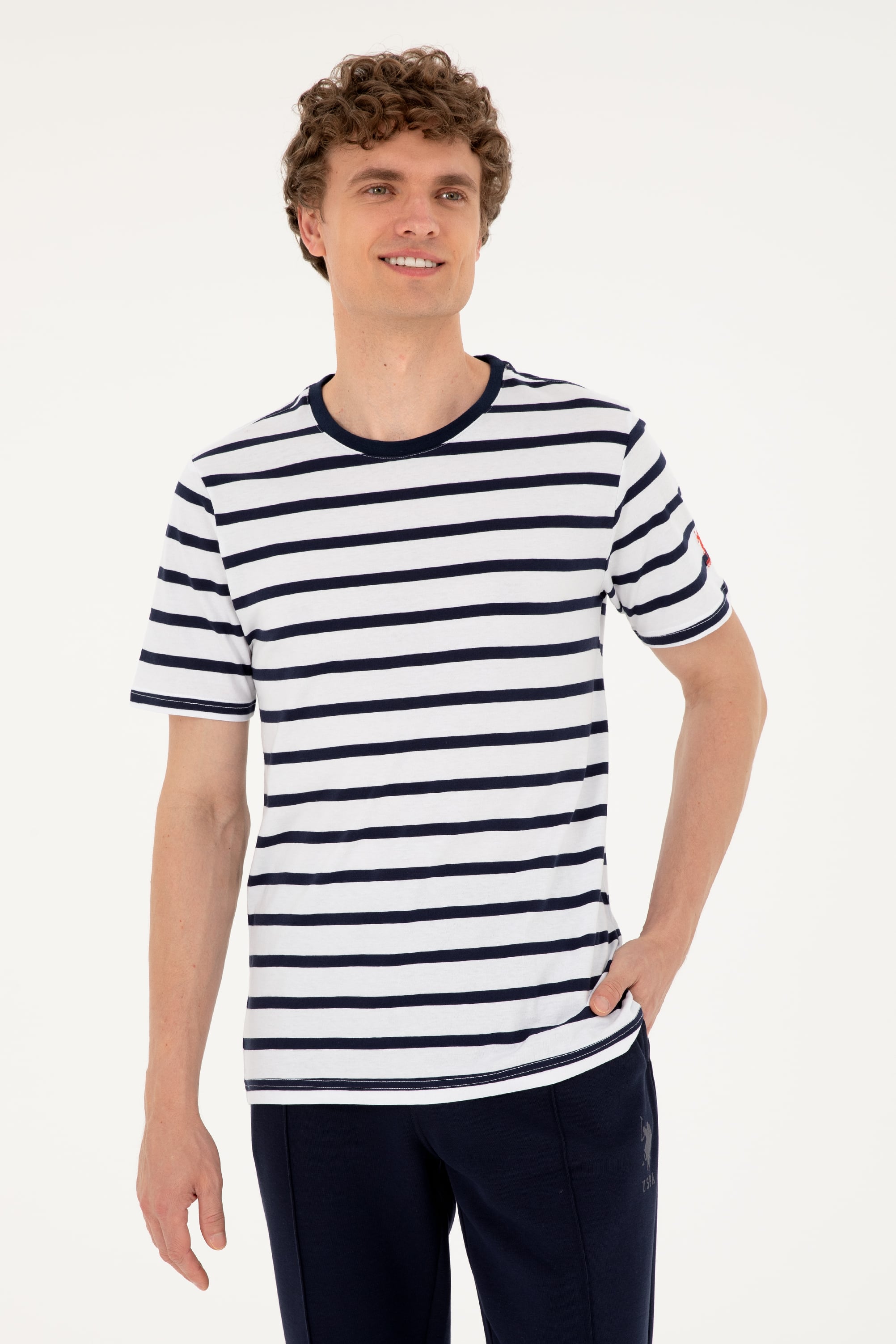 تی شرت یقه گرد یقه گرد سفید رگولار آستین کوتاه مردانه یو اس پولو | US POLO ASSN