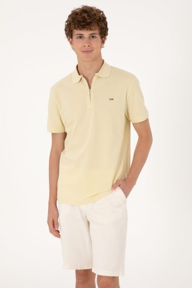 تی شرت یقه پولو خاکی روشن  رگولار  مردانه یو اس پولو | US POLO ASSN