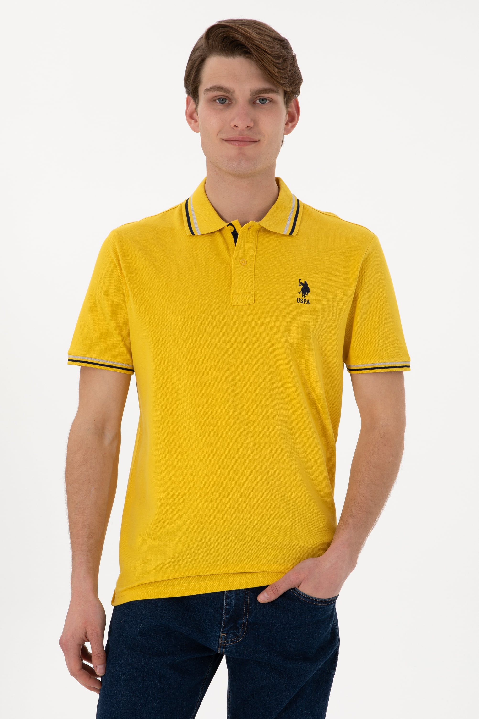 پولوشرت یقه پولو زرد تیره رگولار مردانه یو اس پولو | US POLO ASSN