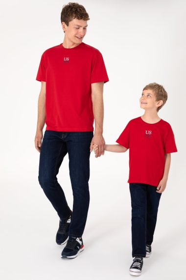 تی شرت یقه گرد یقه گرد قرمز  ریلکس آستین کوتاه مردانه یو اس پولو | US POLO ASSN