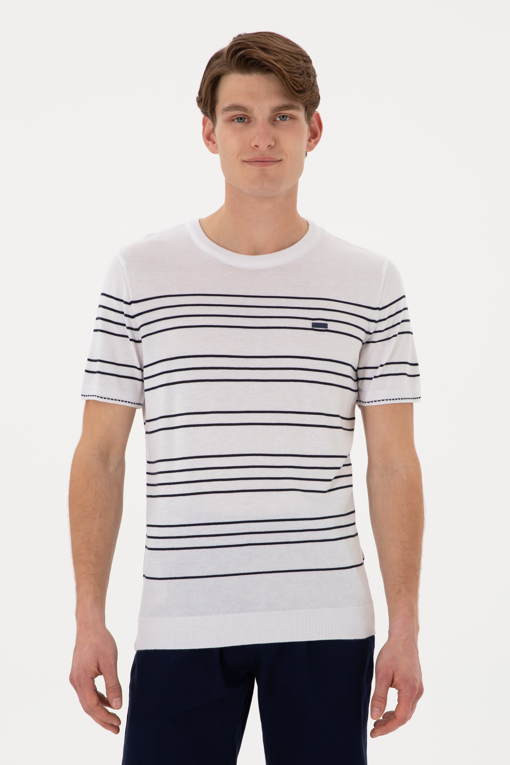 تی شرت یقه گرد یقه گرد سفید اندامی مردانه یو اس پولو | US POLO ASSN