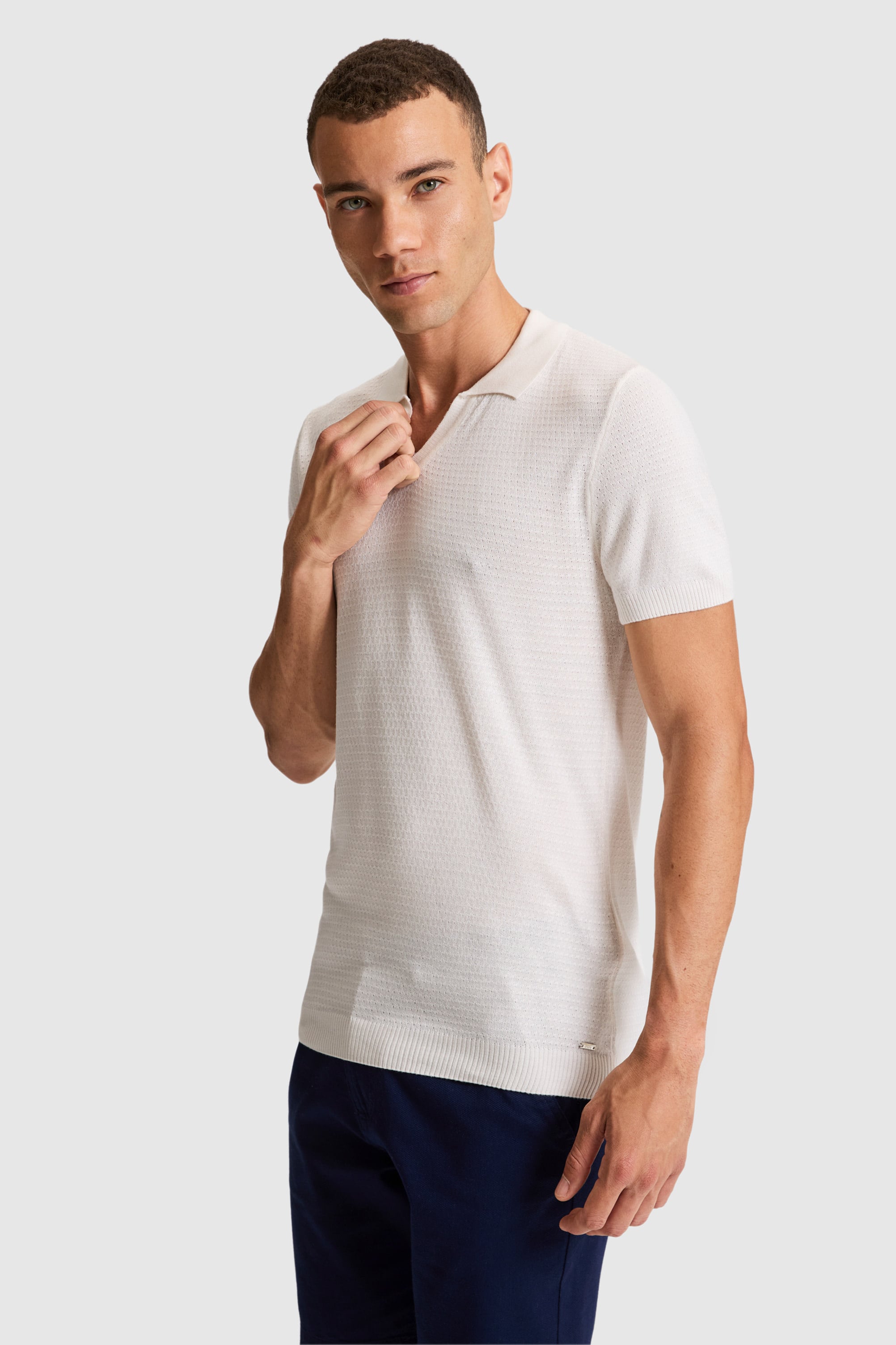 پولوشرت یقه پولو سفید رگولار آستین کوتاه مردانه یو اس پولو | US POLO ASSN