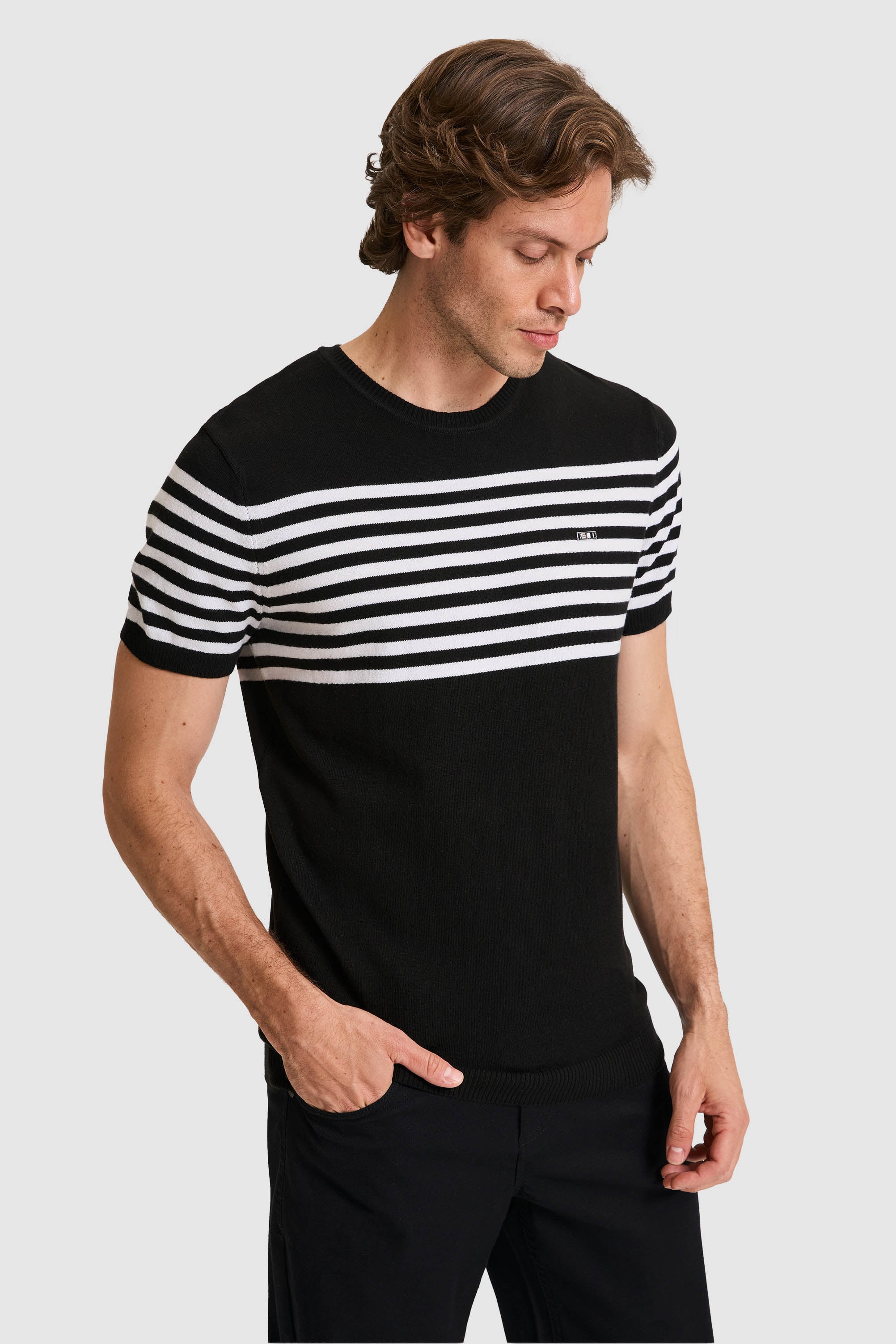 تی شرت یقه گرد سیاه اندامی مردانه یو اس پولو | US POLO ASSN