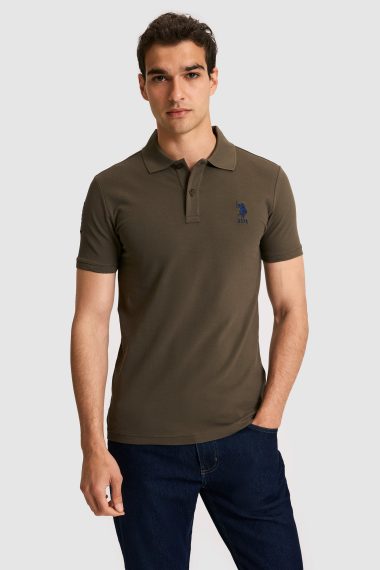 پولوشرت  خاکی تیره  اندامی  مردانه یو اس پولو | US POLO ASSN